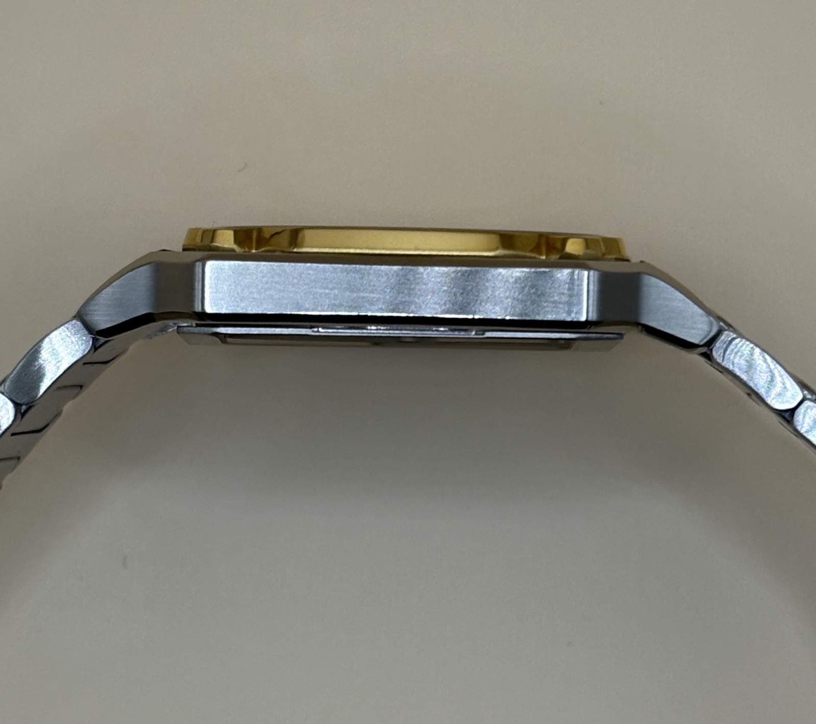 Gucci G-FLAT YA166506 Quartz Gucci Watch Square Watch Gold Watch Unisex