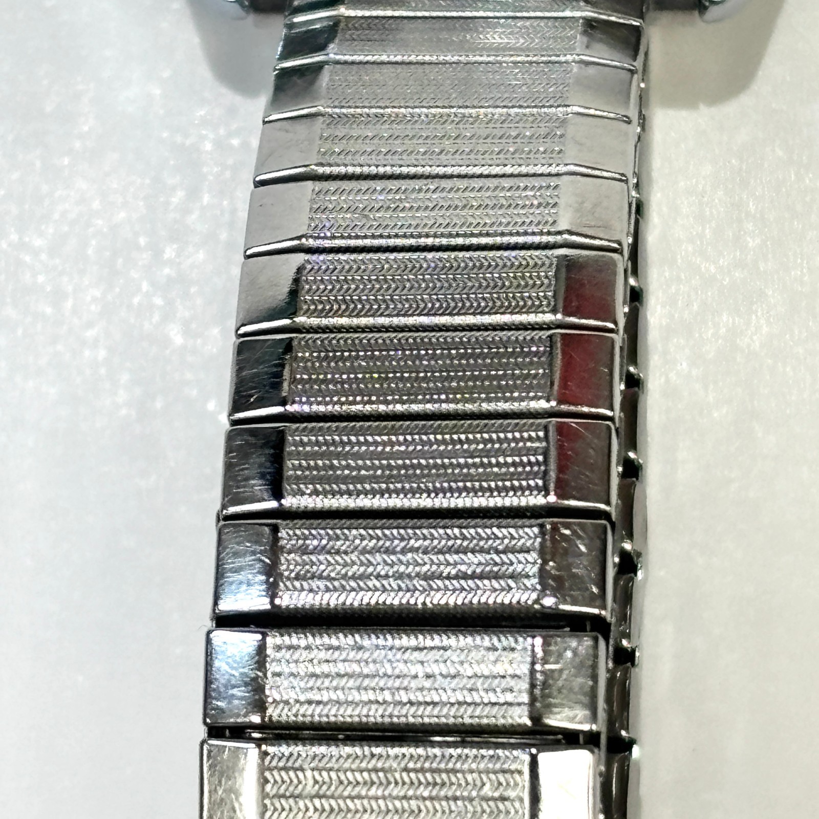 Vintage 1979 Timex Viscount Automatic – Serviced & Tested