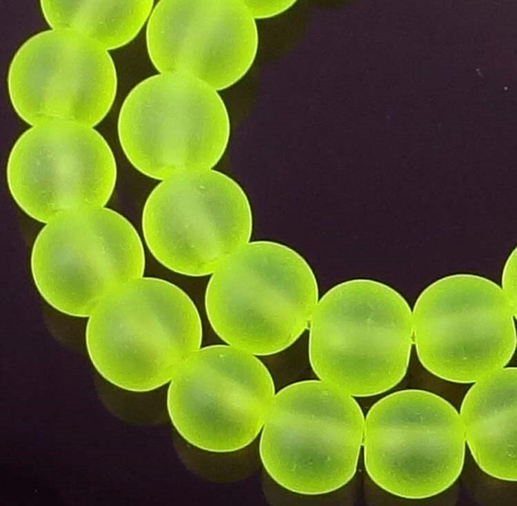 50 Czech Frosted Sea Glass Round / Rocaille Beads Matte – Yellow Green 6mm