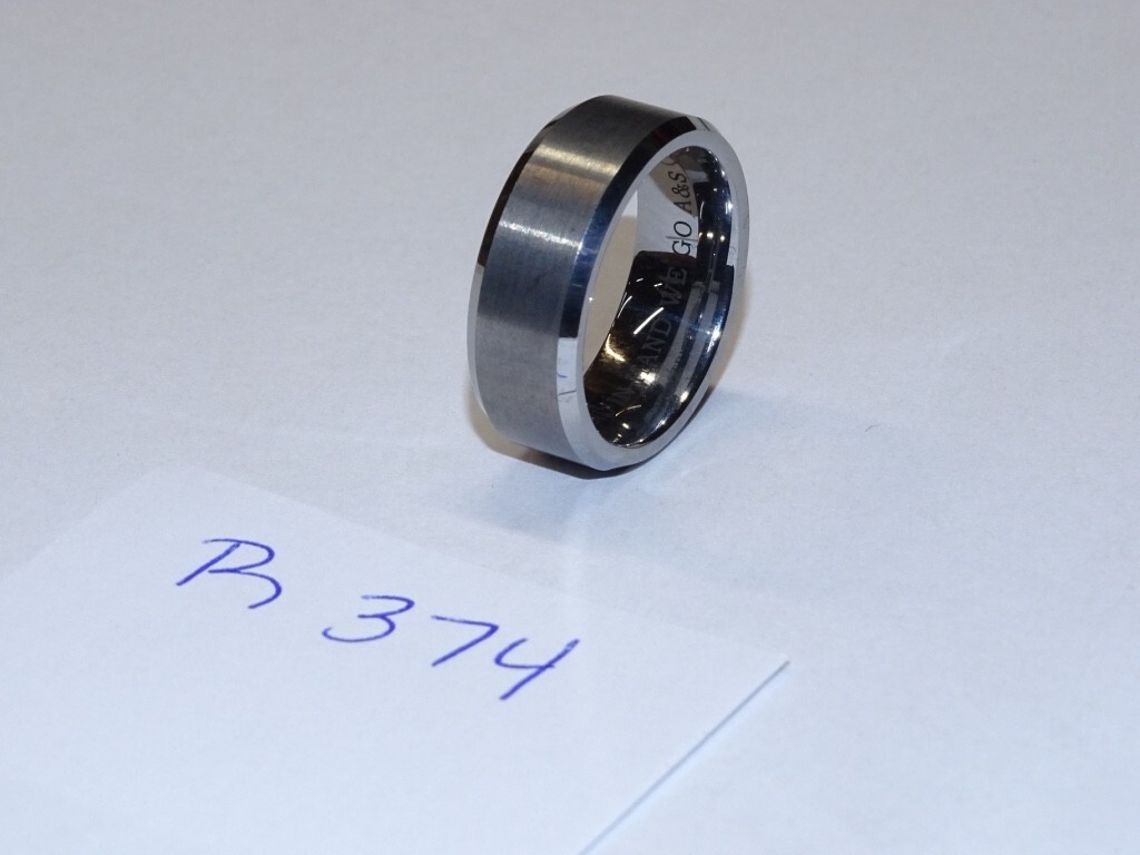 Triton Tungsten Carbide Wedding Ring 8mm Size 8 Silver w/Silver Center #R374