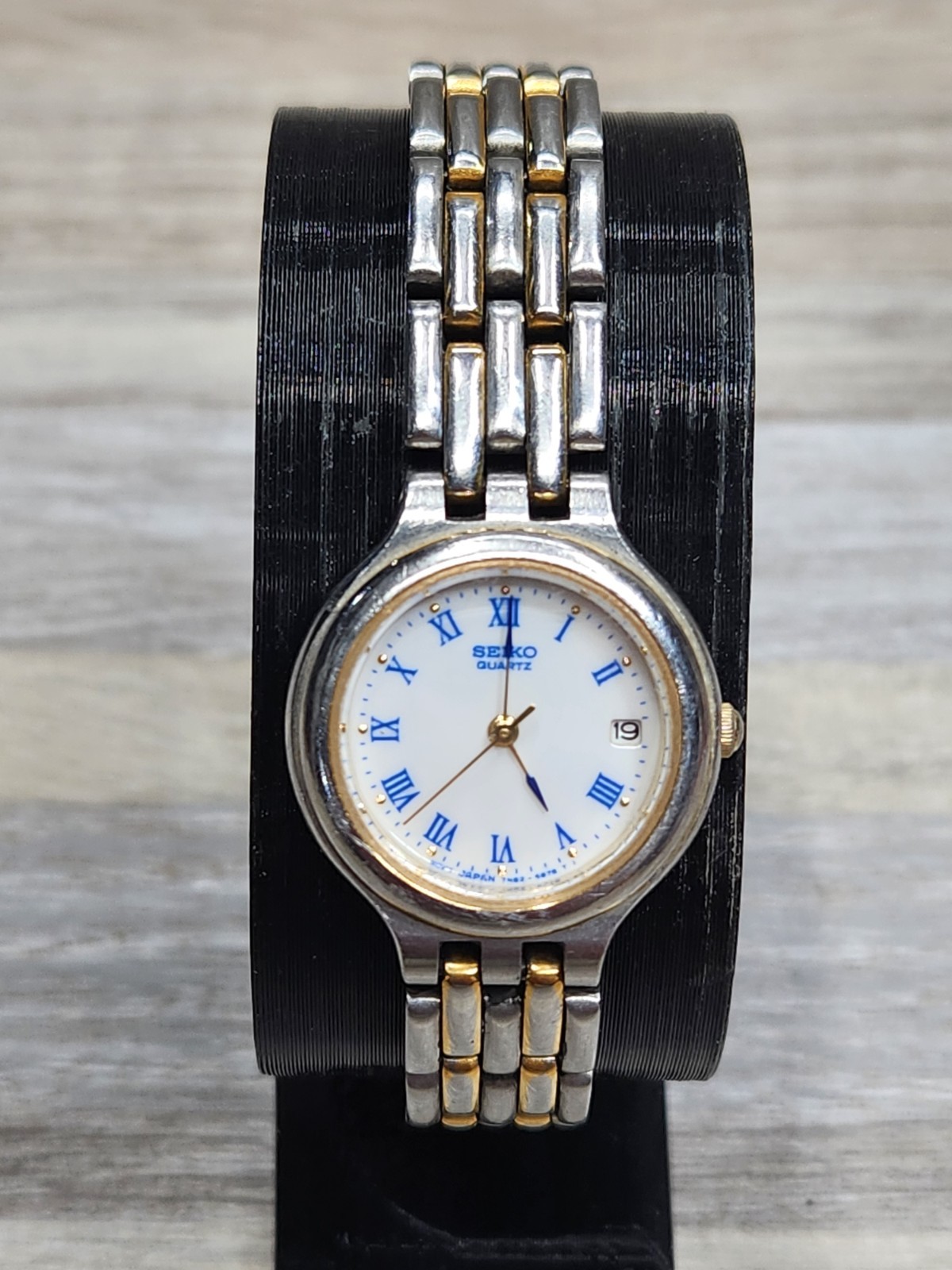 24mm Ladies Seiko 2-Tone Gold / Steel Quartz Date Watch Roman Dial, New Battery