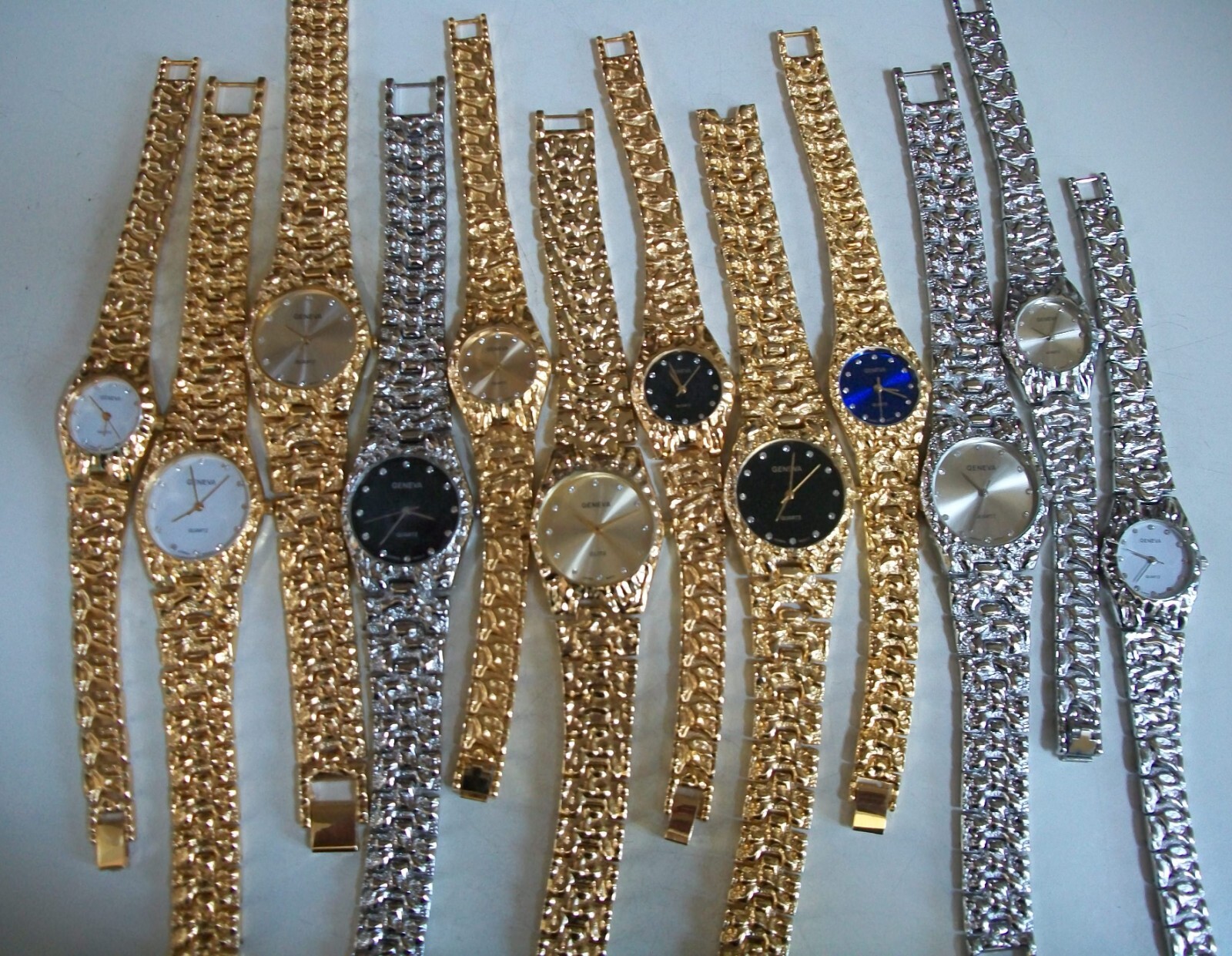 Geneva Gold Or Silver Finish Nugget Style Bracelet Fashion Men Or Women Watch