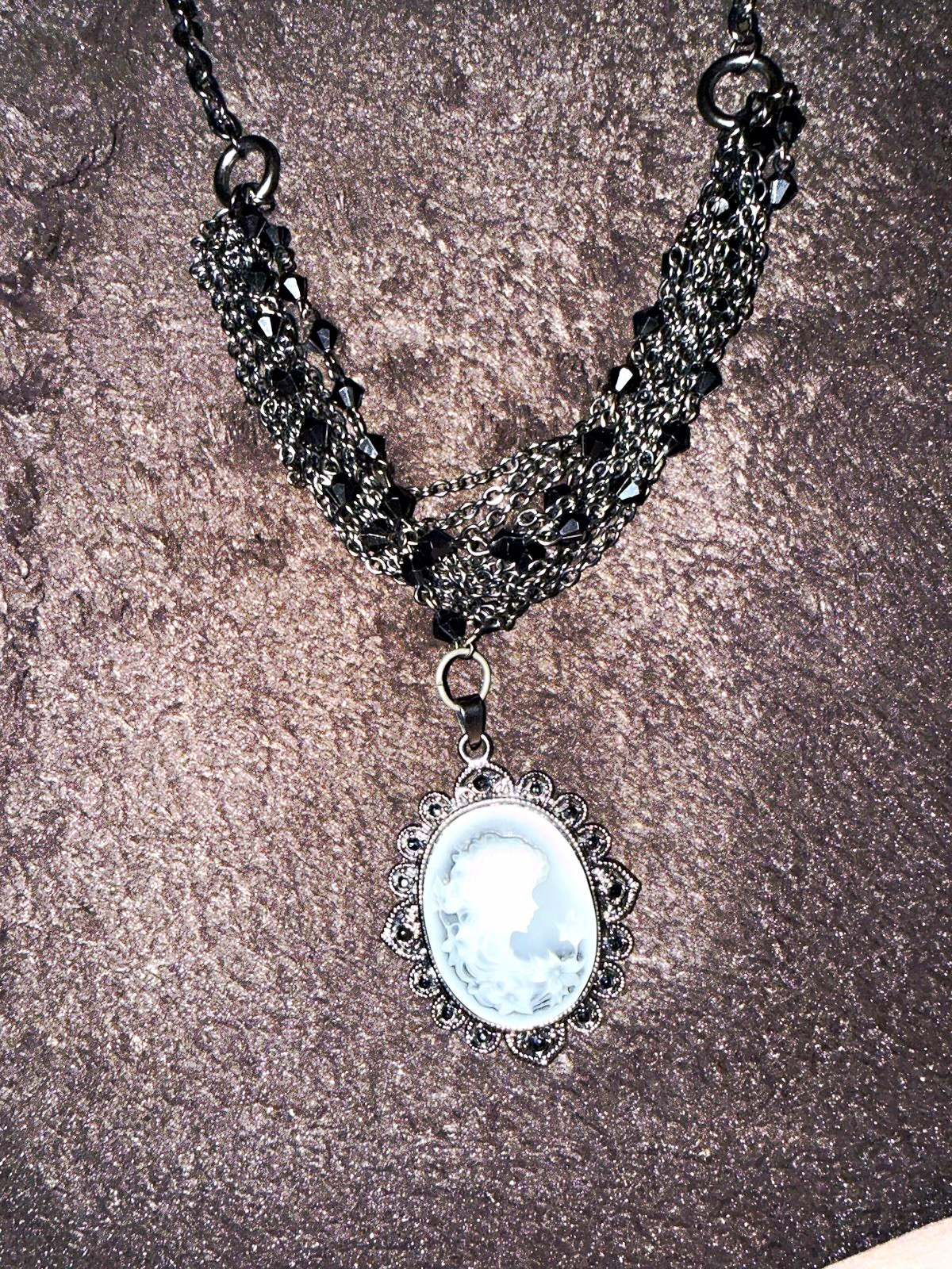 Silver Tone Black Beaded Multi-Chain Oval Cameo Pendant Necklace Crystal