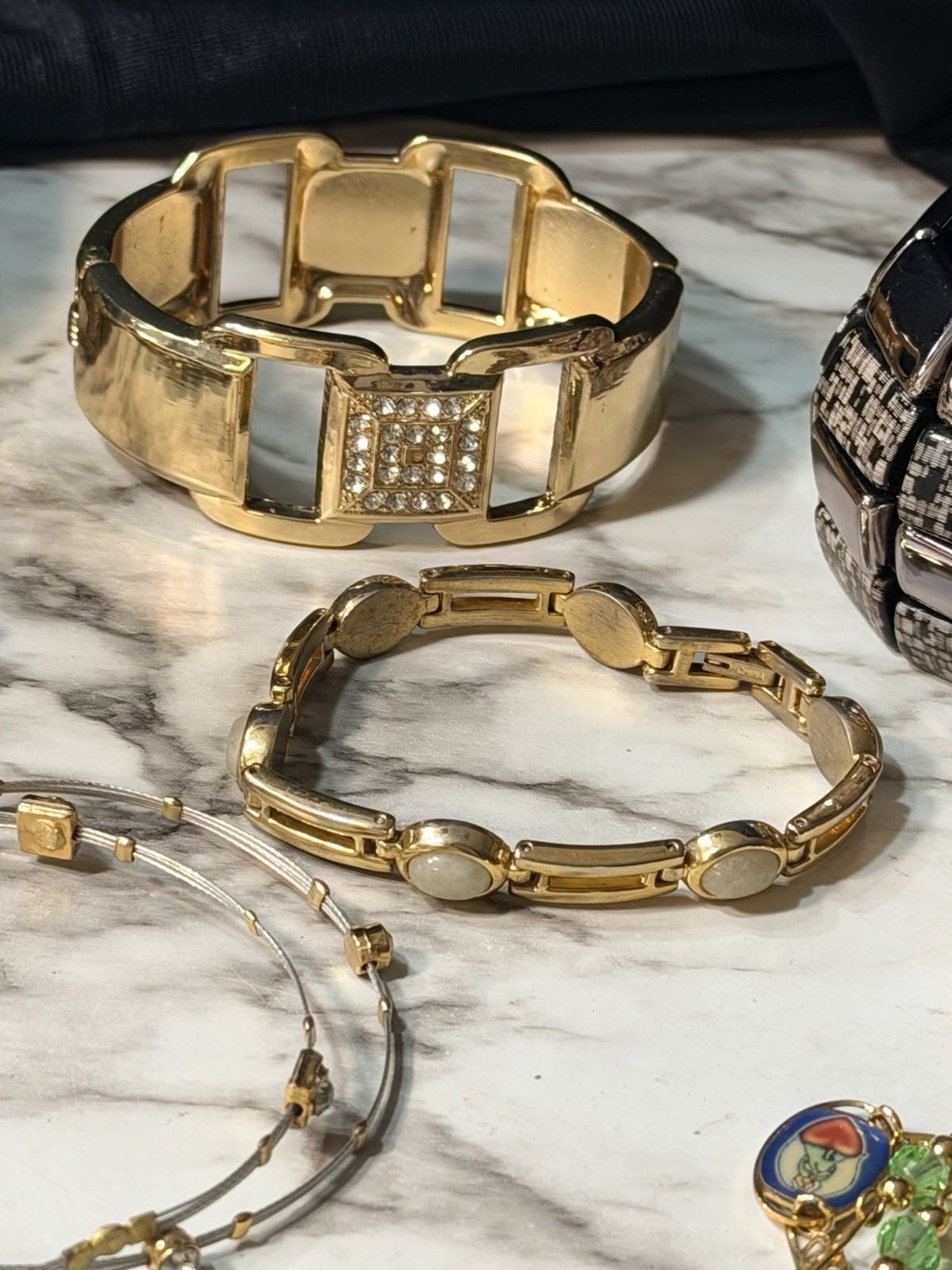 14 PC MIXED BRACELET LOT (2786)