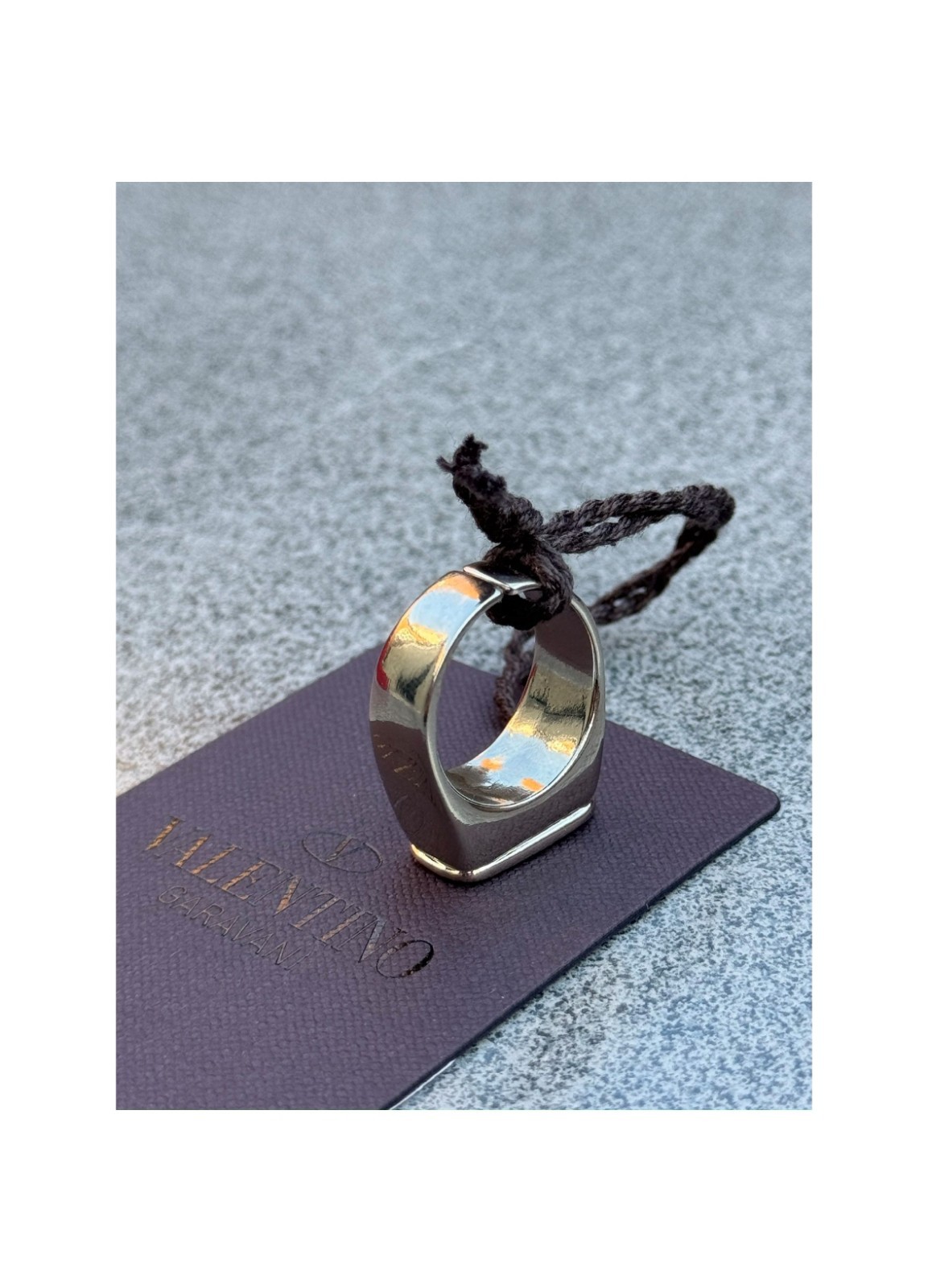 Valentino Garavani VLogo Ring. Size IT – 25. UK – V. US – 11.5. Clearance