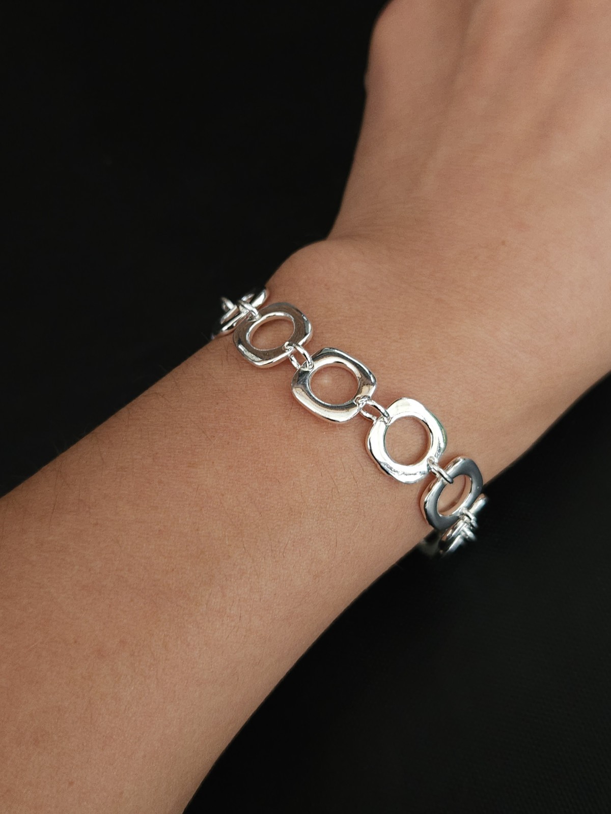 Sterling Silver Squared Cushion Link Toggle Bracelet – 20cm 925