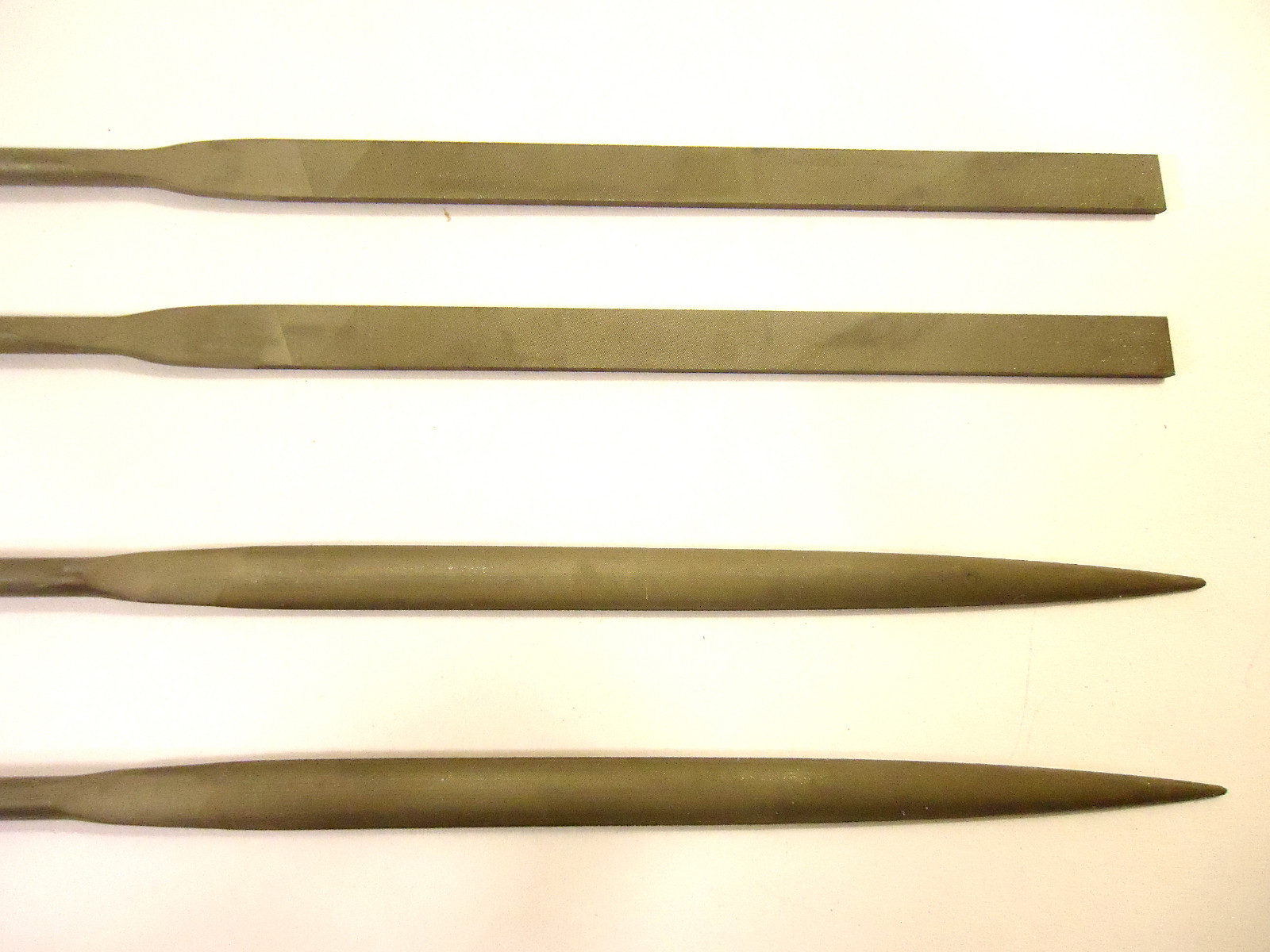 Swiss Made Needle Files 4 Pieces, 2 Crossing and 2 Pillar, #6 Cut, New