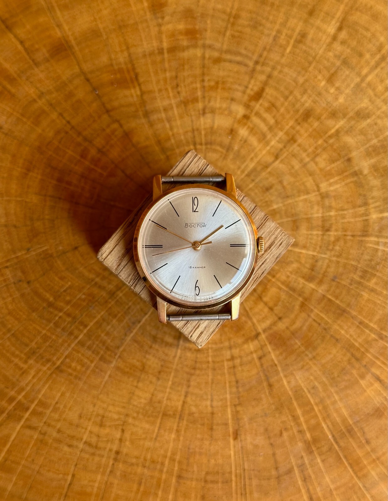 Vostok 2209 Gold Plated AU20 Vintage Original Soviet Classic Luxury Watch 1970s