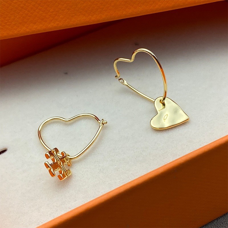 New Tory MISMATCHED TB Logo&HEART START DOUBLE EARRINGS SIZE:3*2CM