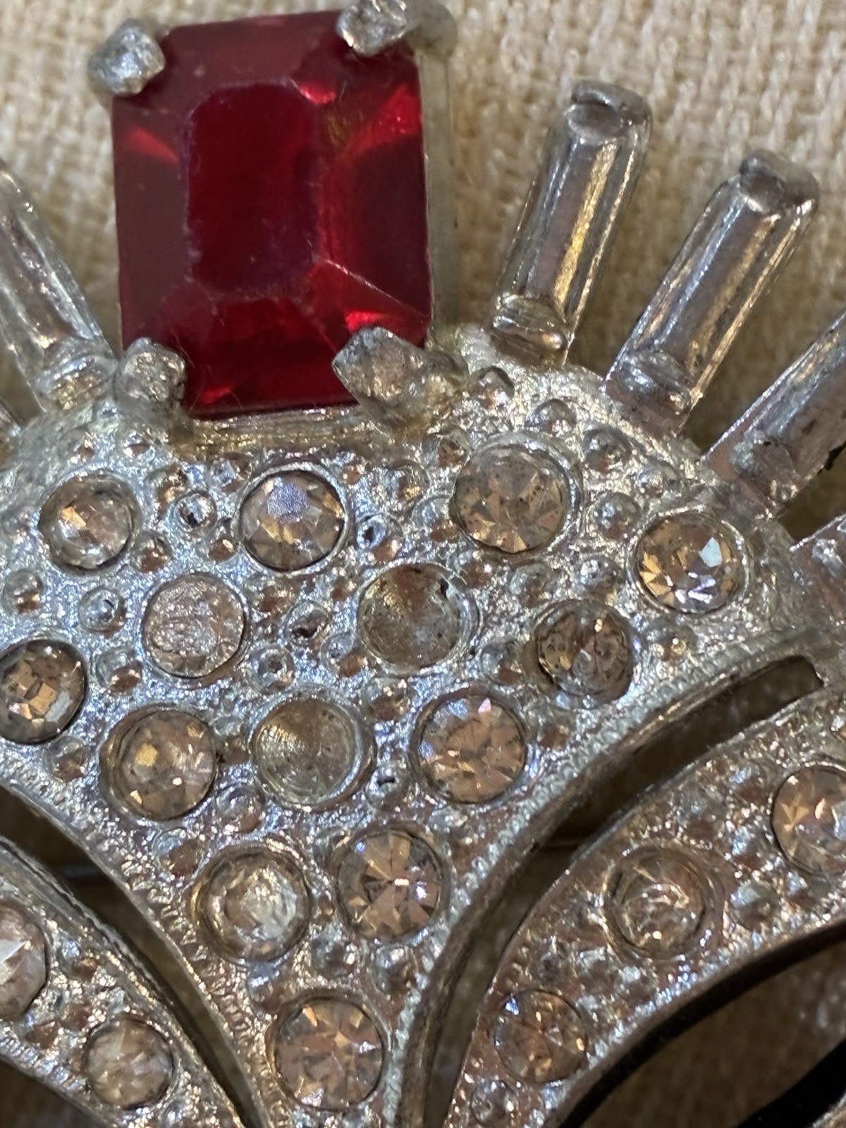 Vintage Reinad Pot Metal Crystal Rhinestone Princess Face Mask Brooch Pin