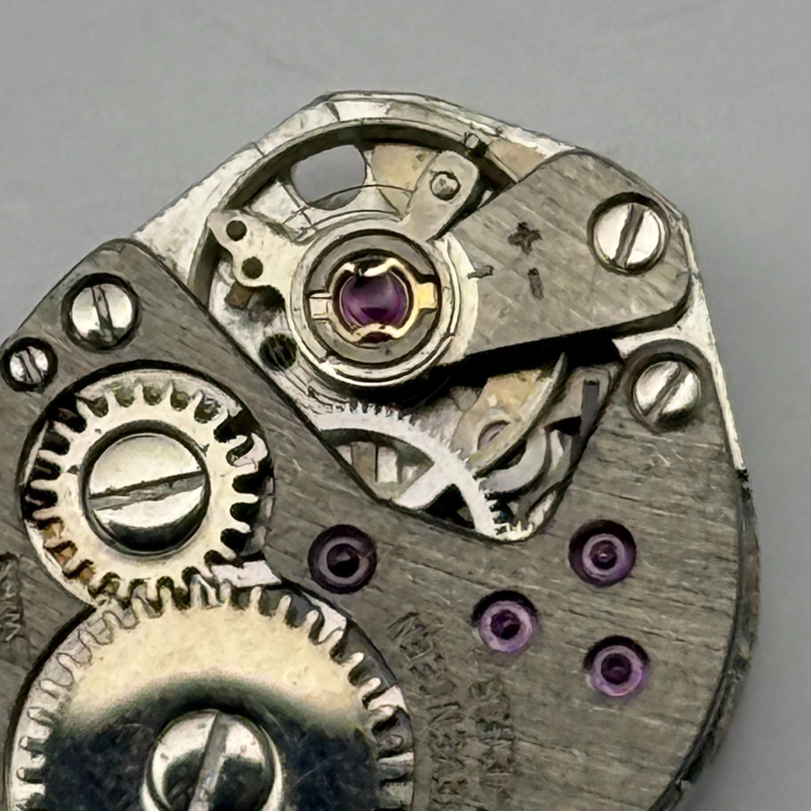FHF 69-21 Watch Movement Excalibur 17 Jewels Swiss Manual Wind Parts 15.3mm
