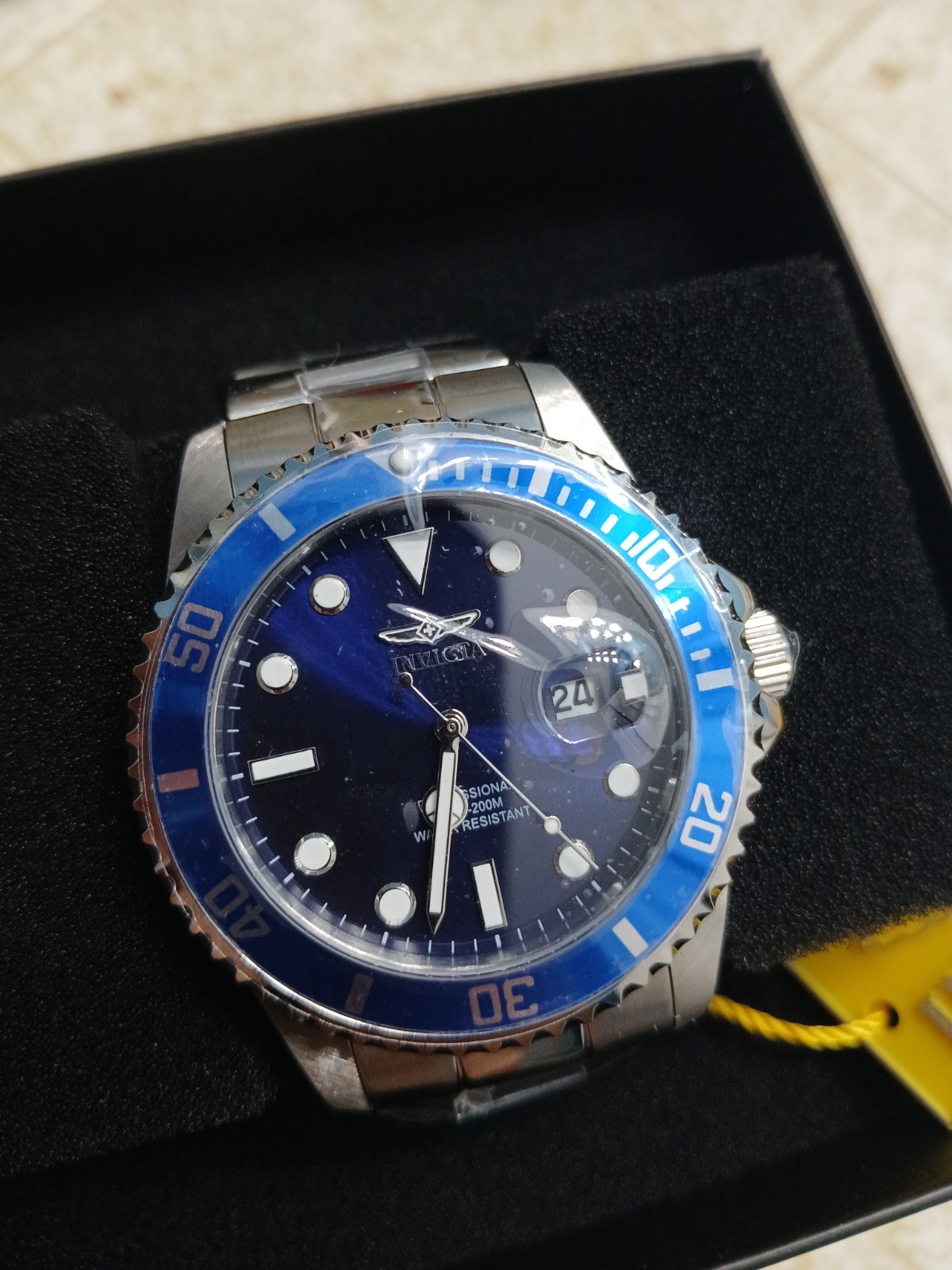 invicta mens watch pro diver blue