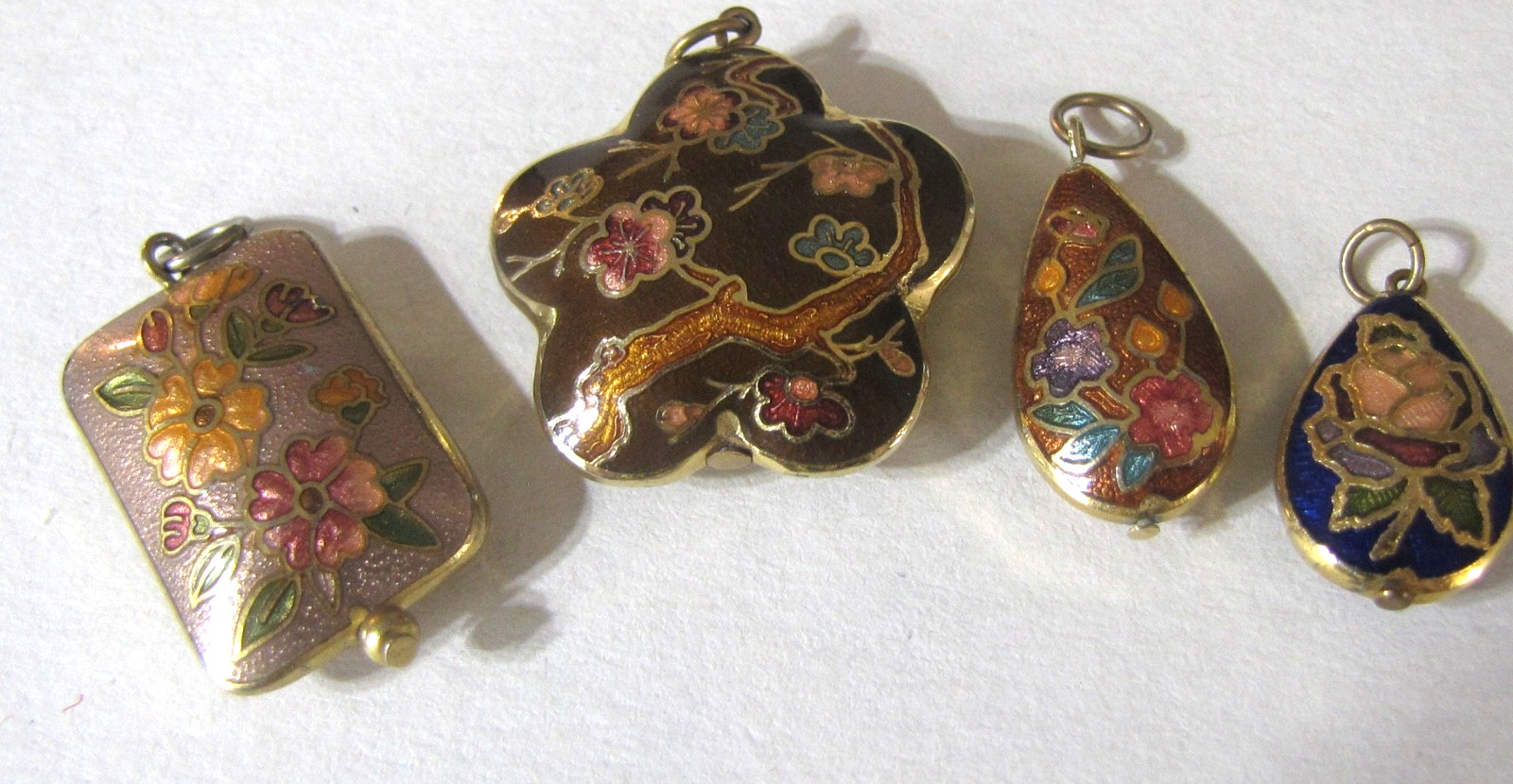 Vintage Cloisonne Pendant Lot 4 Floral Asian Charms Double Side Enamel Gold Tone