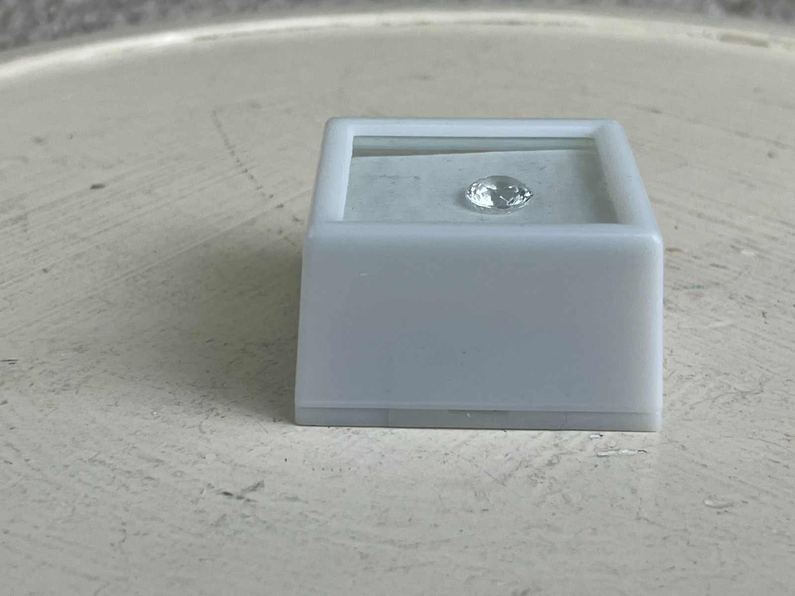 2.50 Carats Minimum 8MM Round Diamond Cut White YAG Faceted Loose Gemstone
