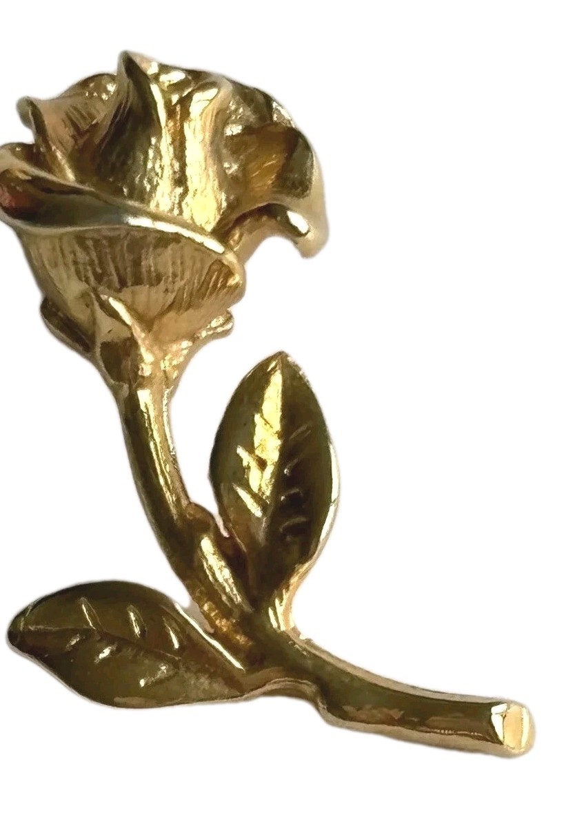 Vintage Gold Tone Rose Pendant/ Ready To Add A Chain/ Measure About 1 Inch