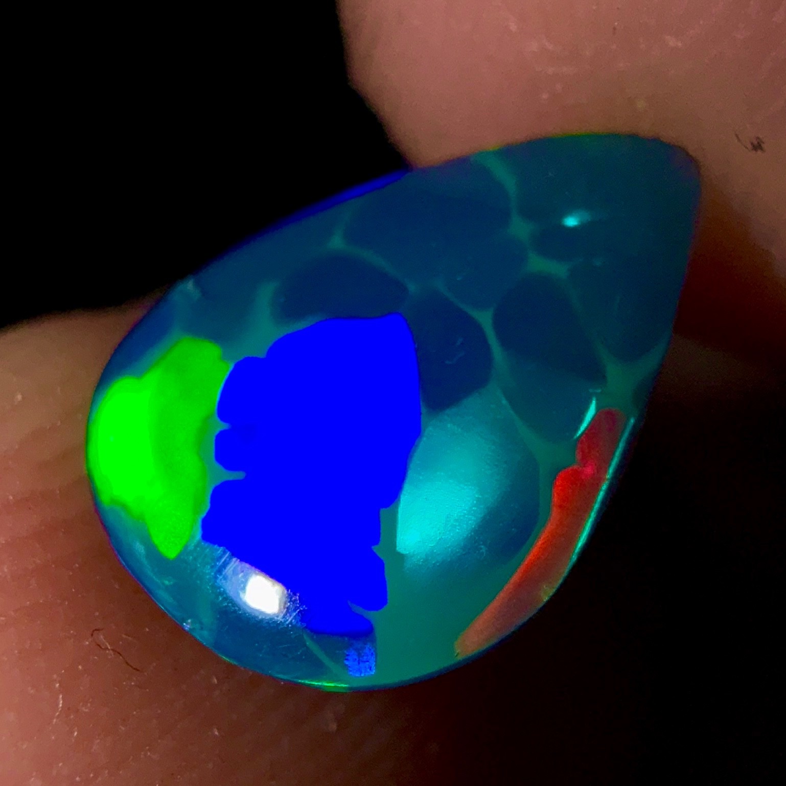 opal gemstone, Natural black fire opal, Ethiopian opal cabochon 1.85 Ct 10×7 mm