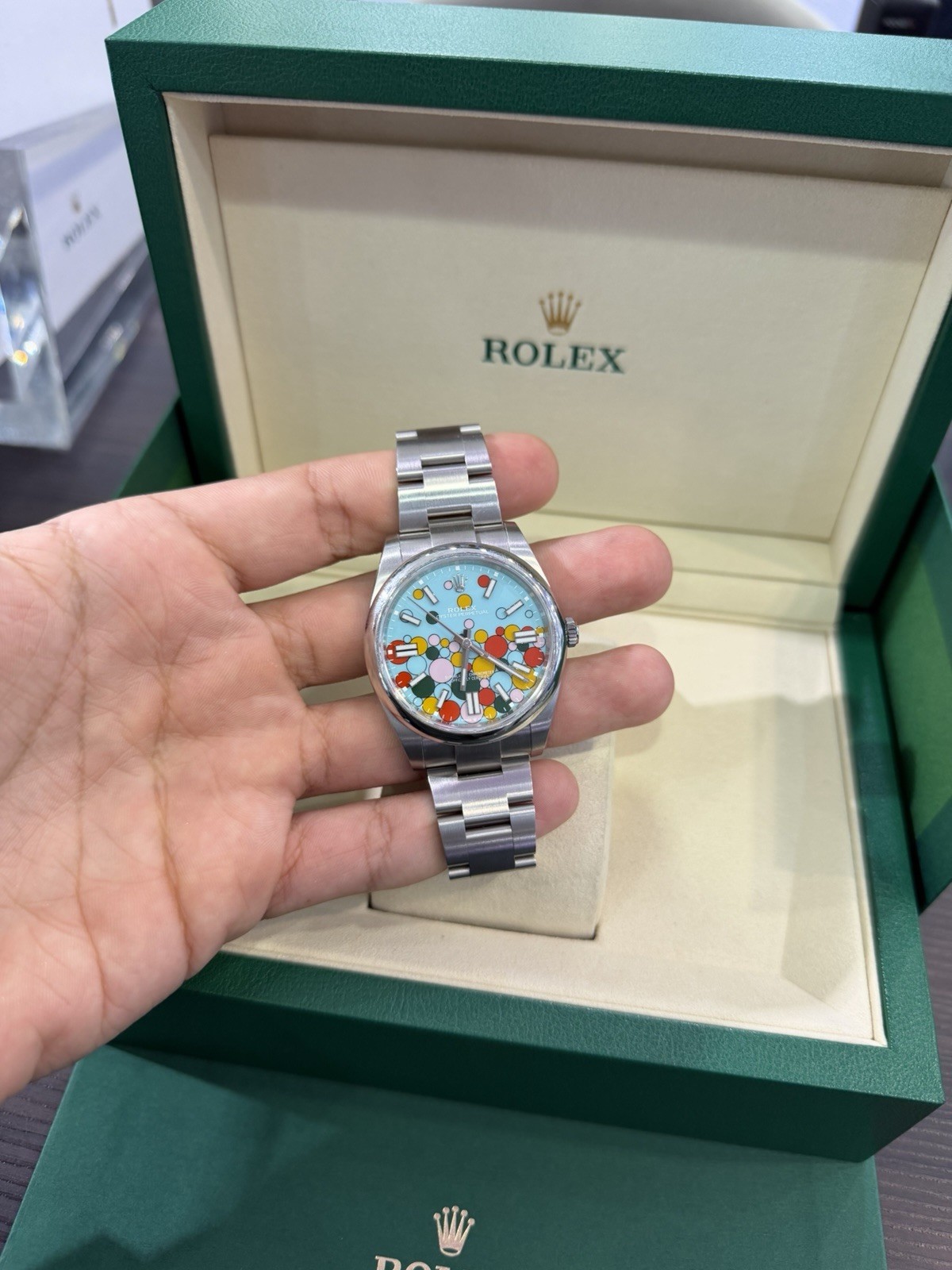 Rolex Oyster Perpetual 41 Steel Celebration Dial FULL SET!! (unworn) 124300