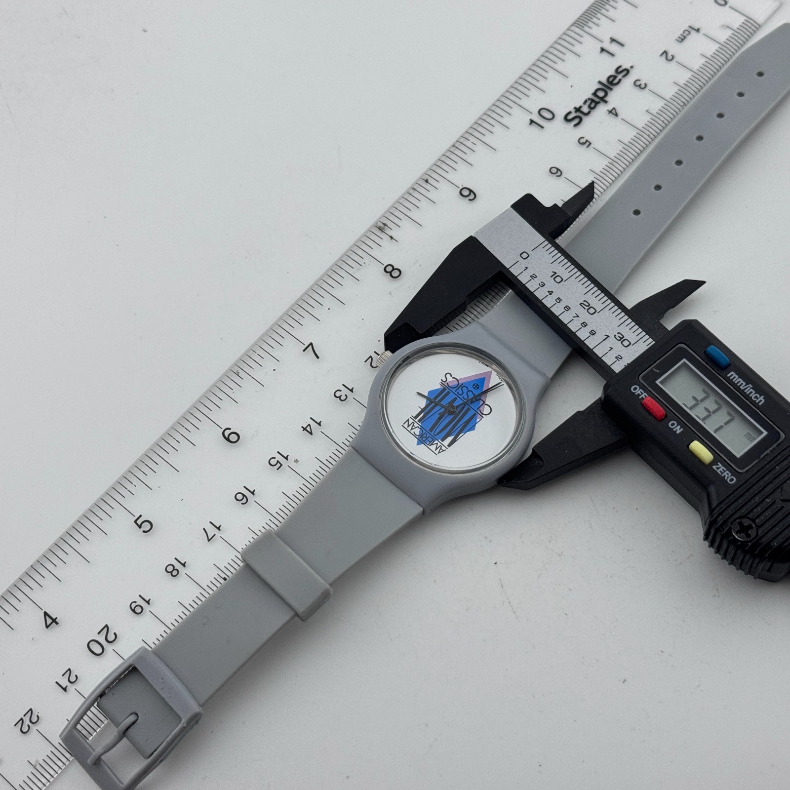 American Movie Channel Quartz Watch Unisex Gray Plastic Japan Analog New Battery