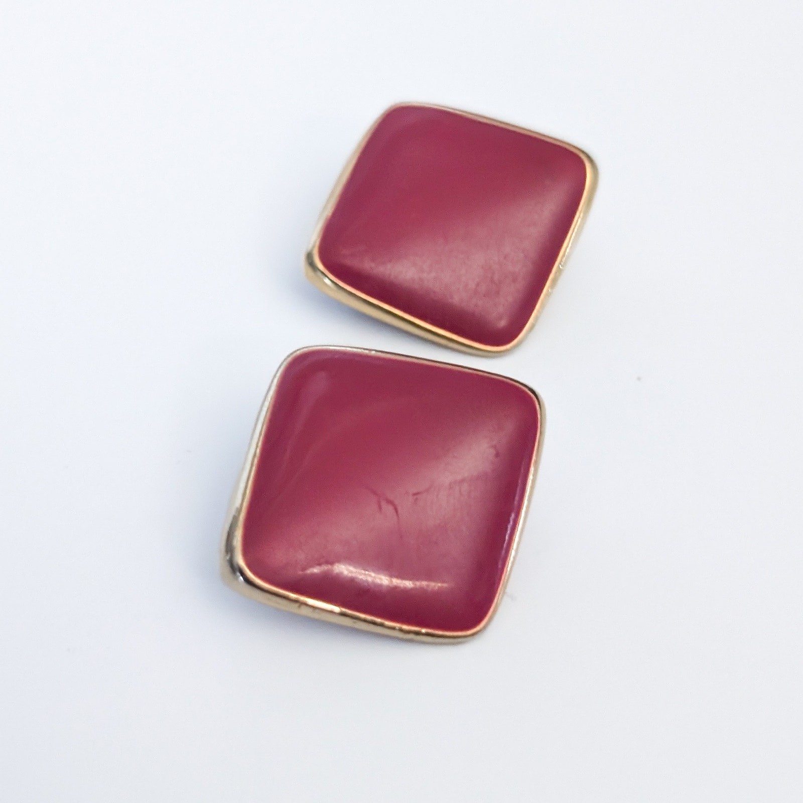 Vintage Clip On Earrings Red/Dark Pink Tone Folded Design