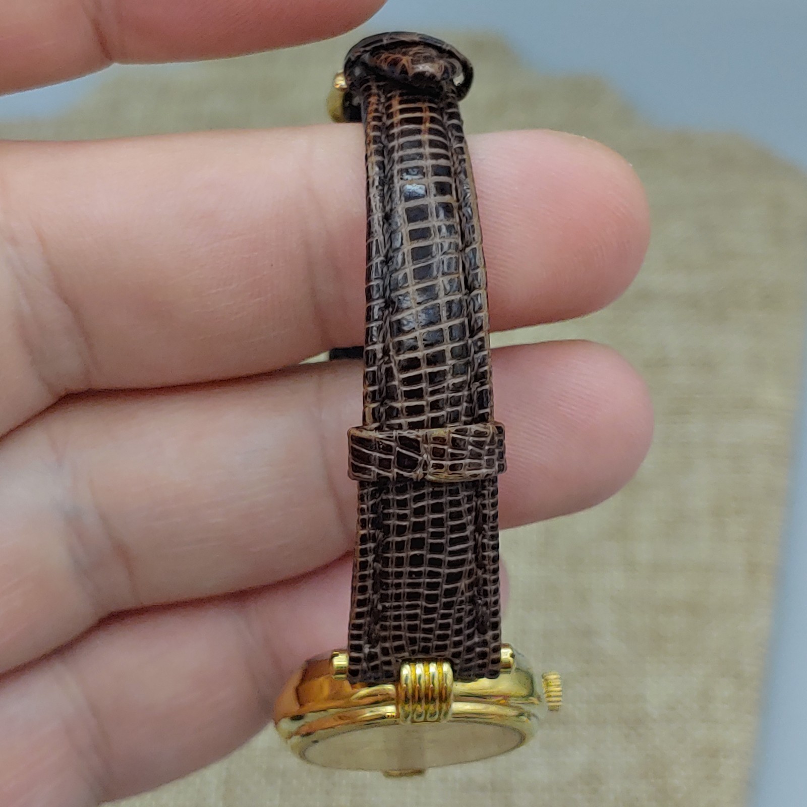 Pierre Cardin Women’s Watch 24mm Gold Tone Lizard Band 6.25″ Japan 3ATM Works