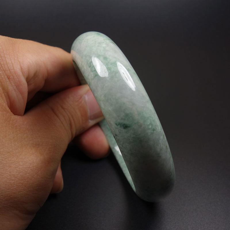 61mm Certified Grade A 100% Natural Green Jadeite Jade Bracelet Bangle Z06921