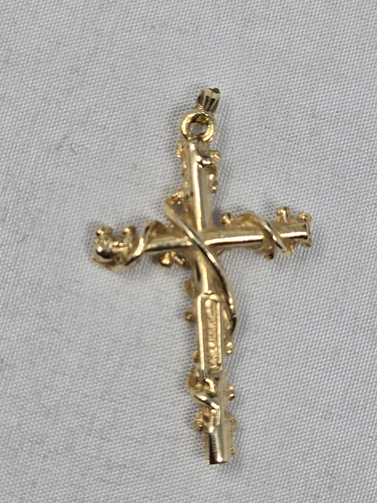 ​Vtg 14k Yellow Gold Ivy Vine Nugget Cross Pendant 3g