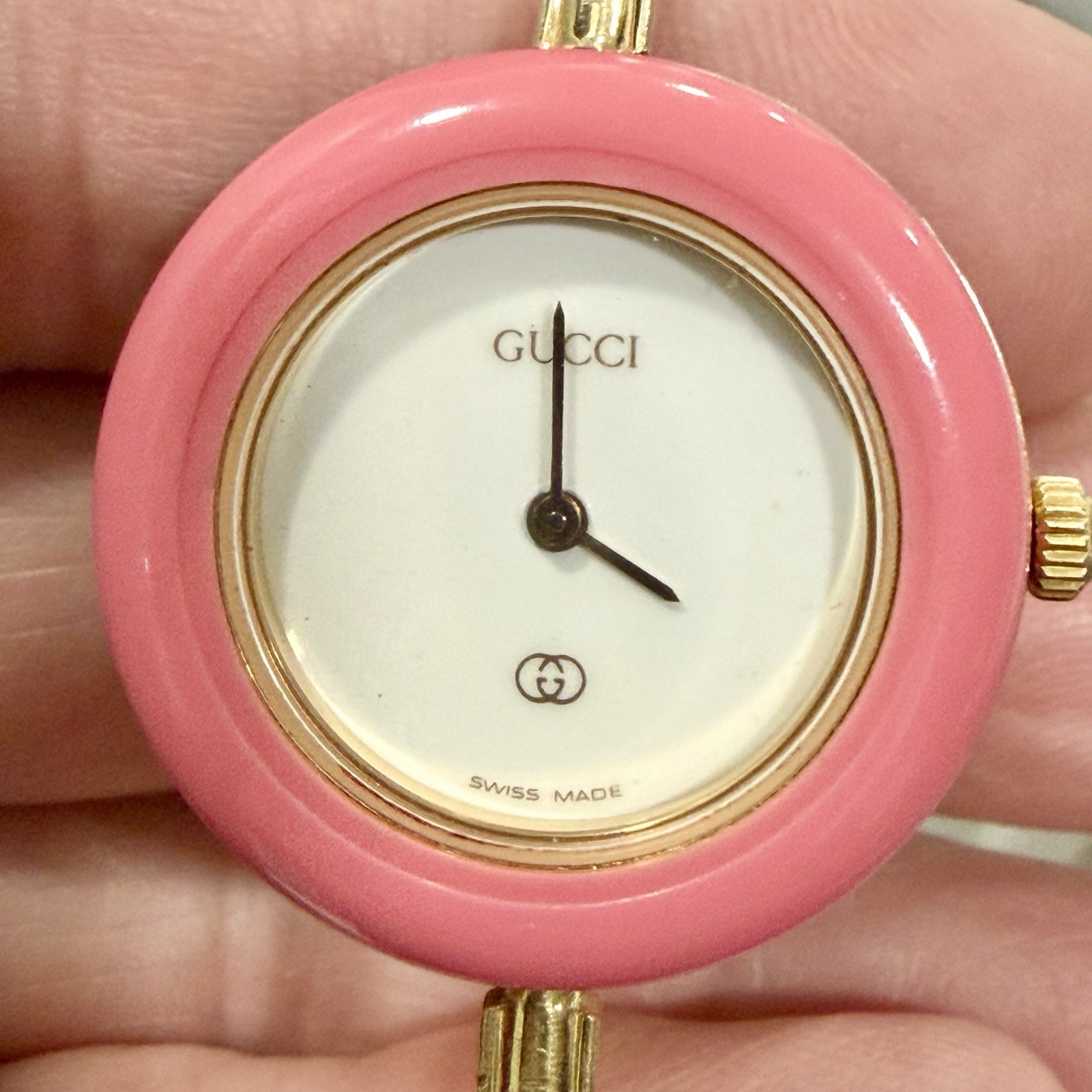 Gucci Change Bezel 1100 Gold 26mm Pink Bezel Quartz Women’s Watch RUNS!