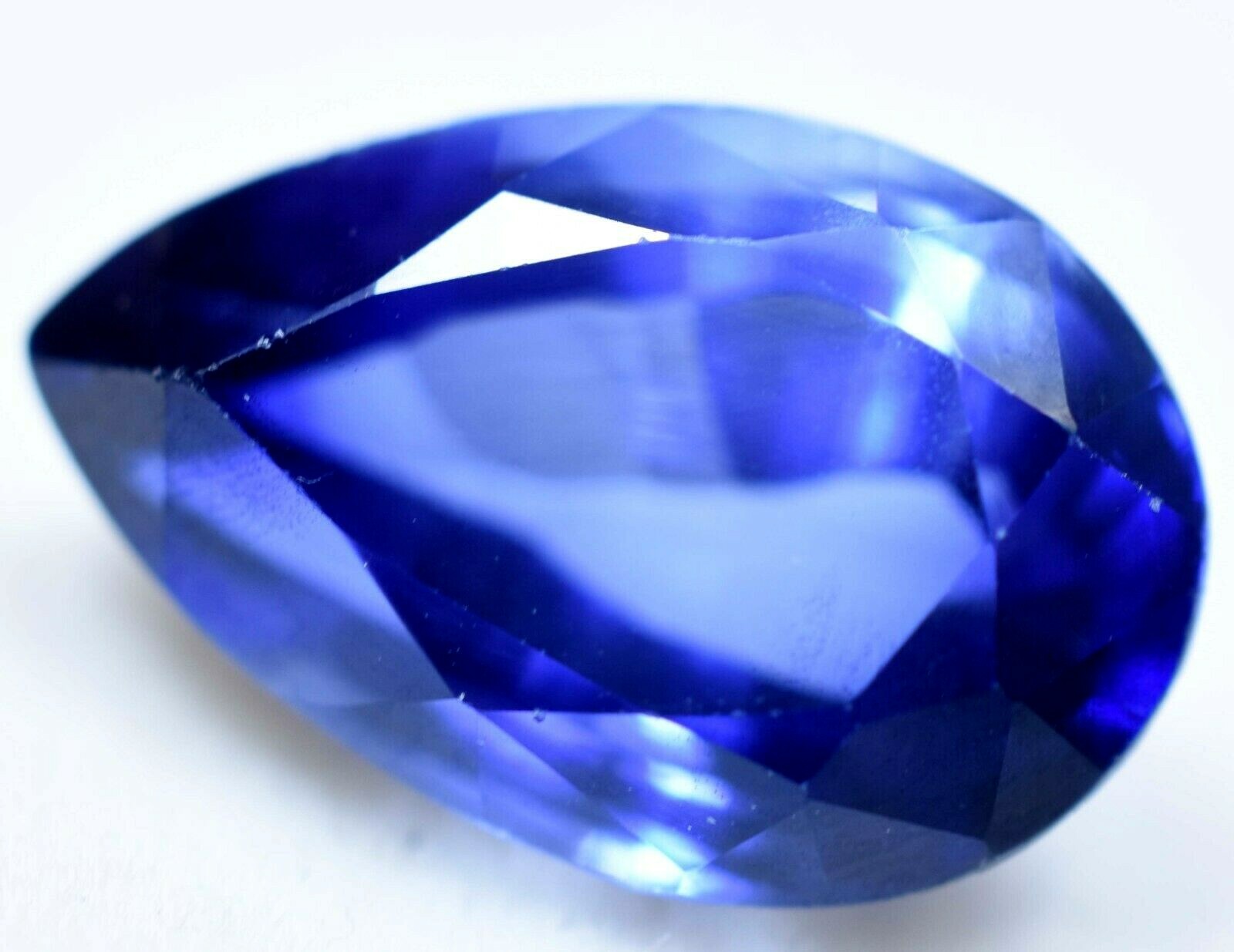 4.75 CT Natural california Benitoite GGL Certified Top Quality Pear Cut Gemstone