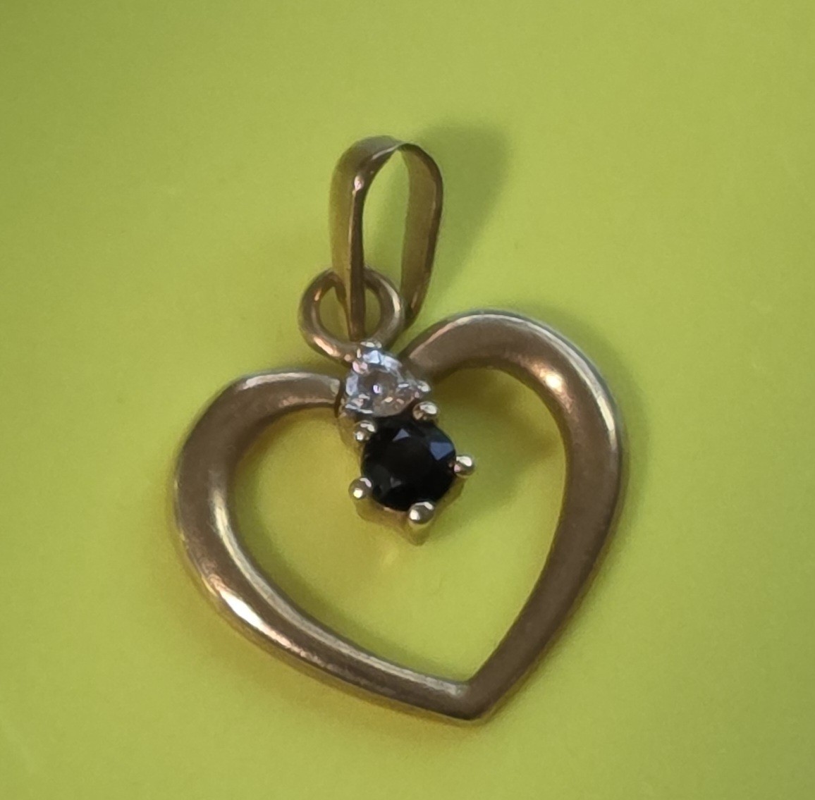 585 Stamped H&S Yellow Gold Open Heart Pendant Charm W/ Diamond / Blue Stone