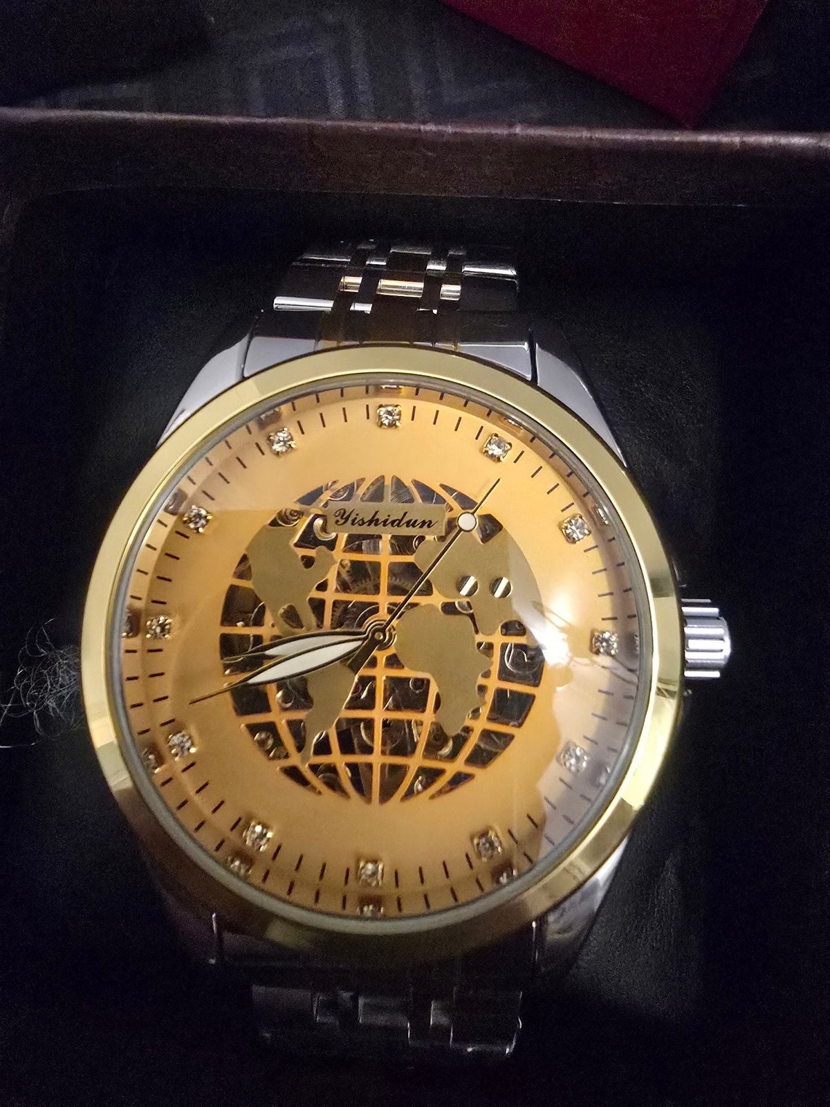 Yishidun Men’s World Map Skeleton Dial Two-Tone Gold and Silver Wristwatch