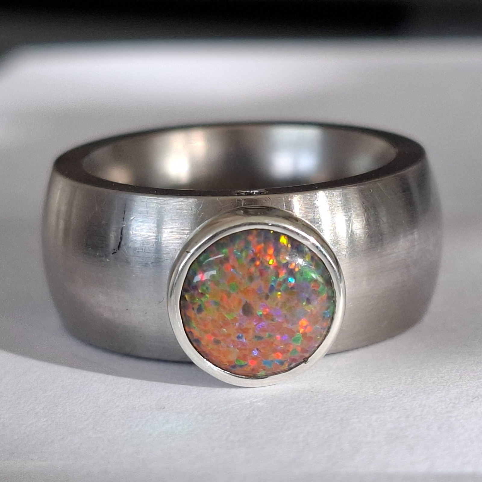 – Beautiful synthetic opal head set in silver for Charlotte 21 –