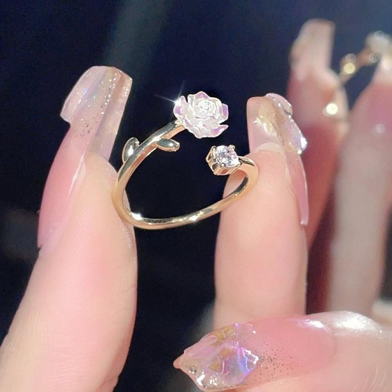 “Luxury Zircon Flower Adjustable Ring—cz Blossom Wedding Jewelry for Women”