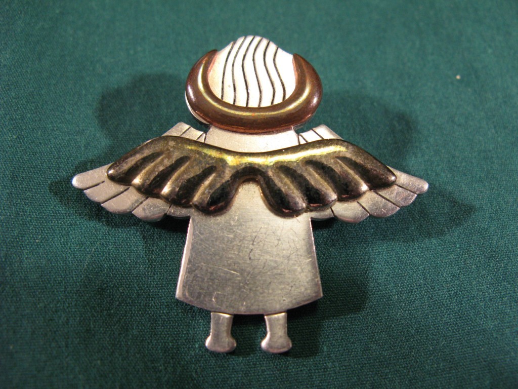 Christmas Angel Brooch – Pin made of Aluminum