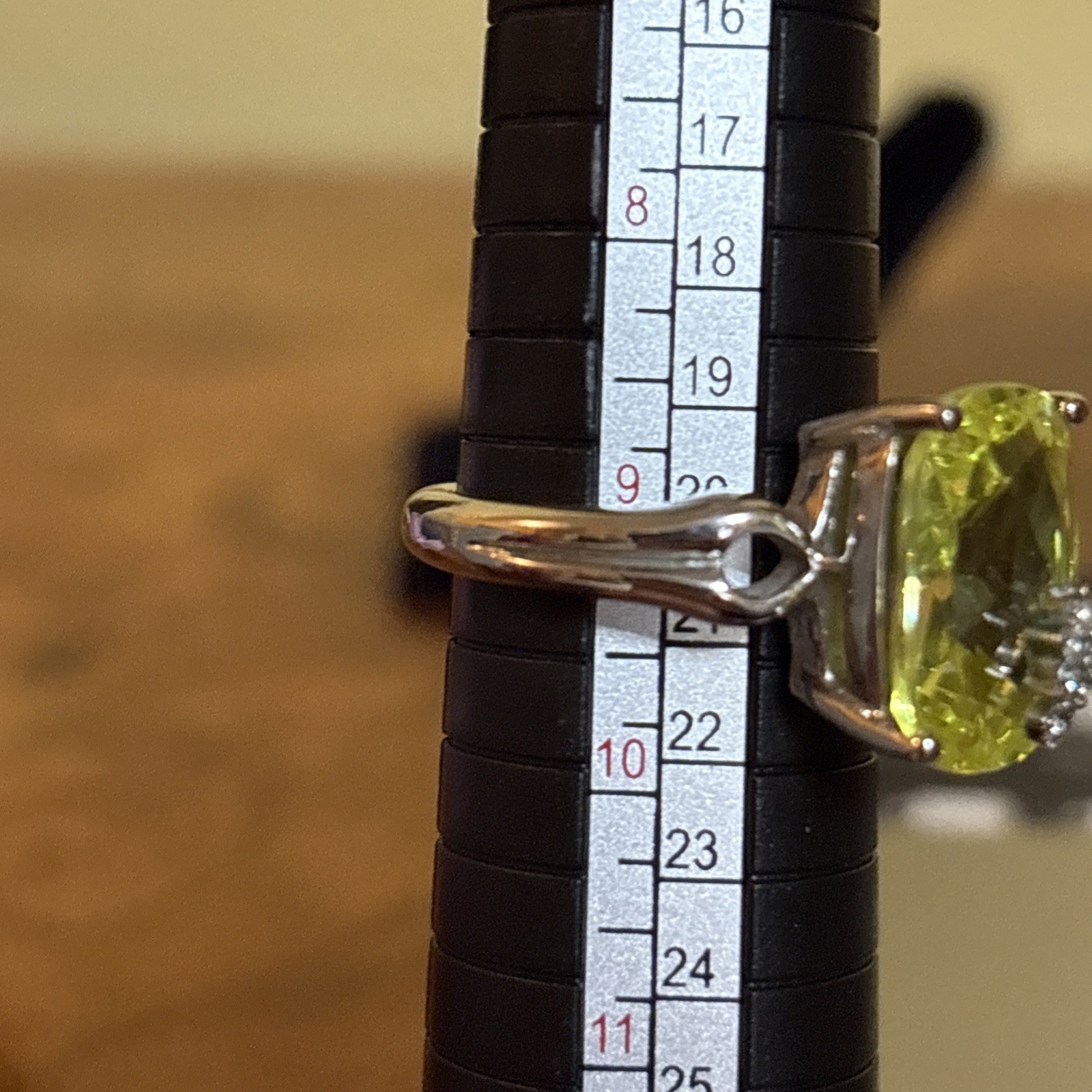 Vintage Rectangle Faux Citrine Silver Ring – Yellow Glass Stone – Retro Jewelry