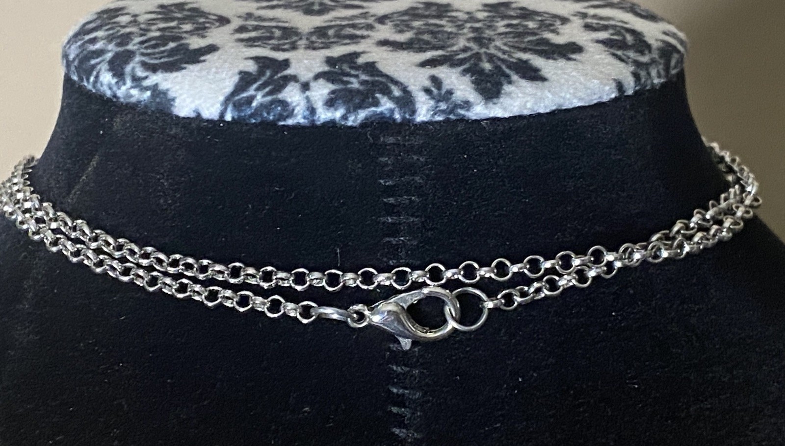 Puzzle Ball Pendant Necklace Angel Wings Sphere Photo Locket Silver Tone 24 In