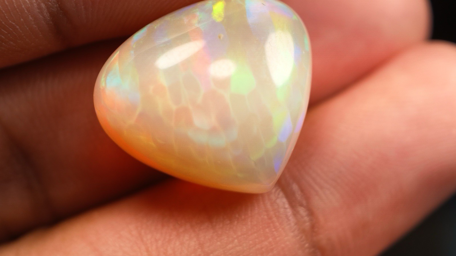 Natural Ethiopian White Opal 20.08 Ct Pear Cabochon IGTL 20.76×18.47mm