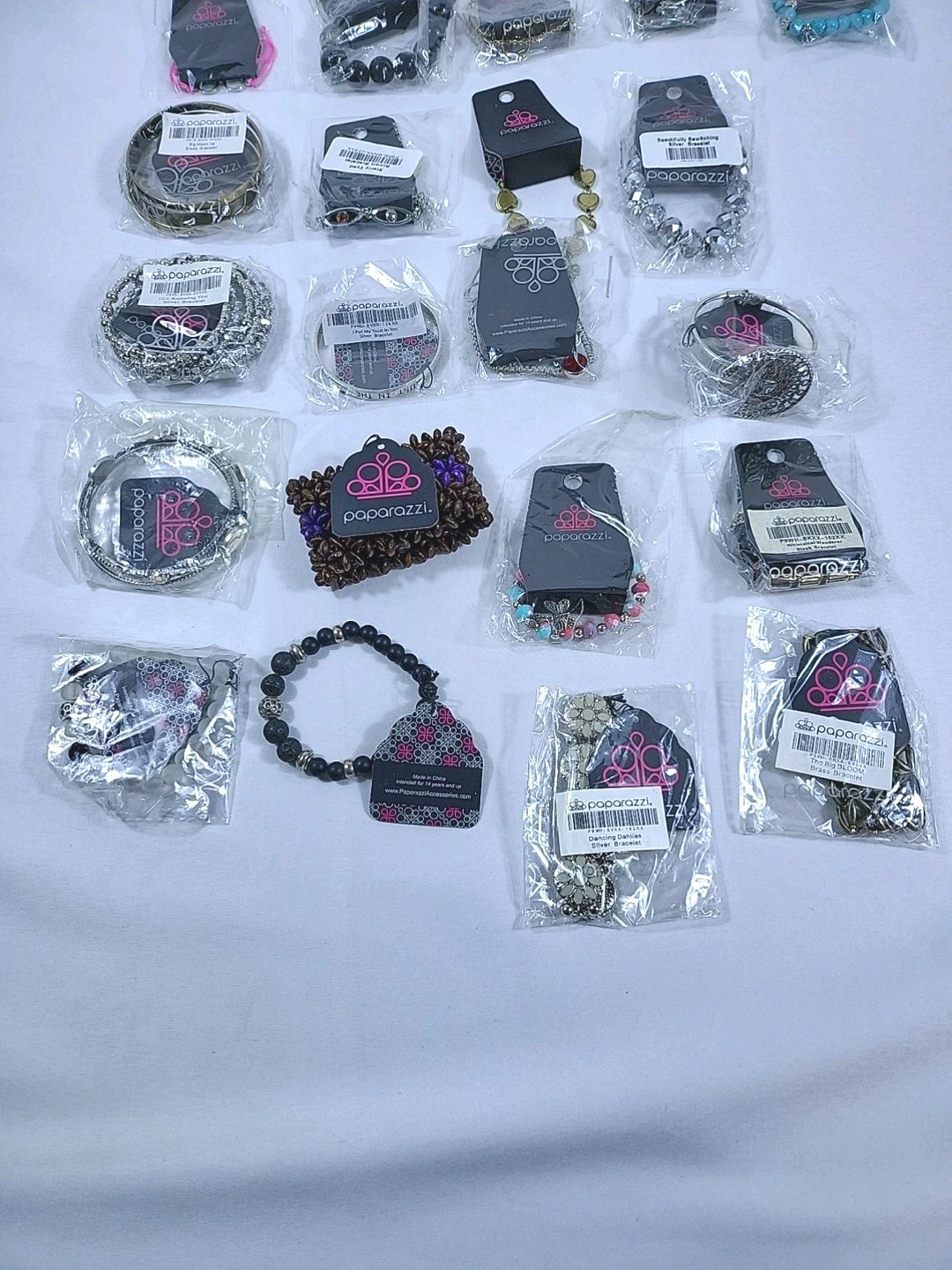 New Paparazzi Jewelry 1 lb Mixed Lot Of Various Types 21 Pieces Bracelets
