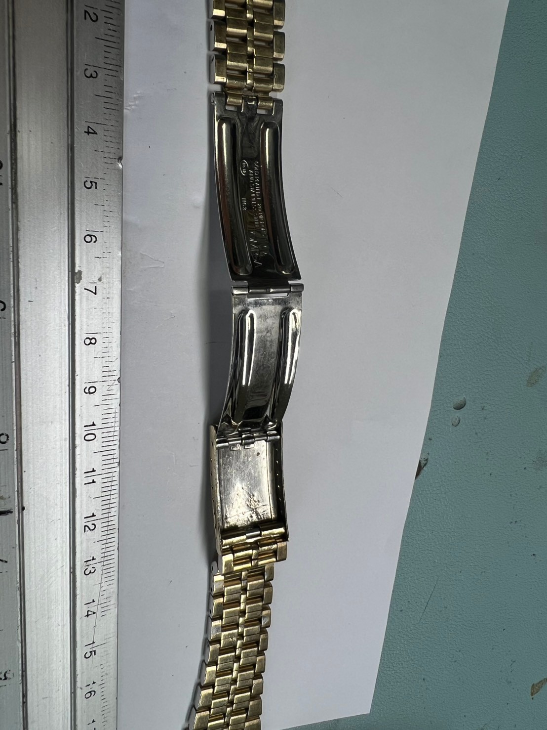 63 . omega 1163 endlink 20 mm 702 gold plated bracelet 15.5 cm