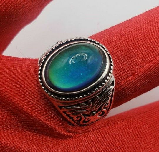 Men and Women Silver Mood Ring Color Change Size 7, 7.5, 8, 8.5, 9, 9.5, 10, 11