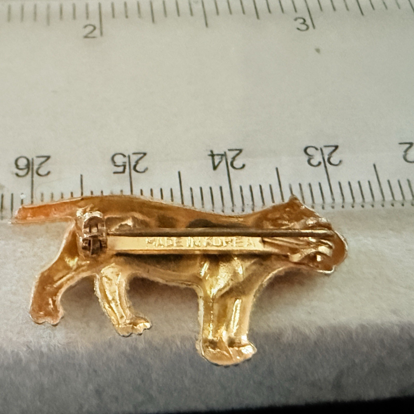 VTG. ESTATE MCM MADE IN KOREA SUGARED ORANGE & BLACK TIGER CAT BROOCH-BG177