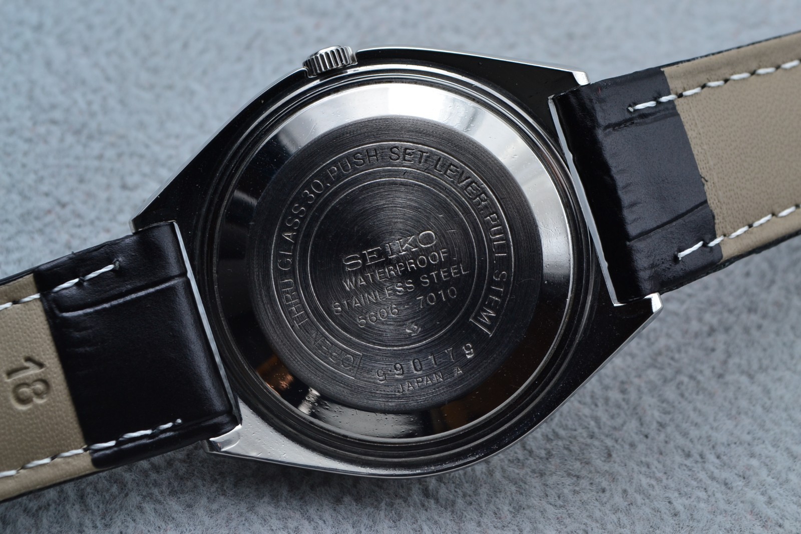 Vintage 1979 SEIKO LORD MATIC 5606-7010 blue / OH, Serviced