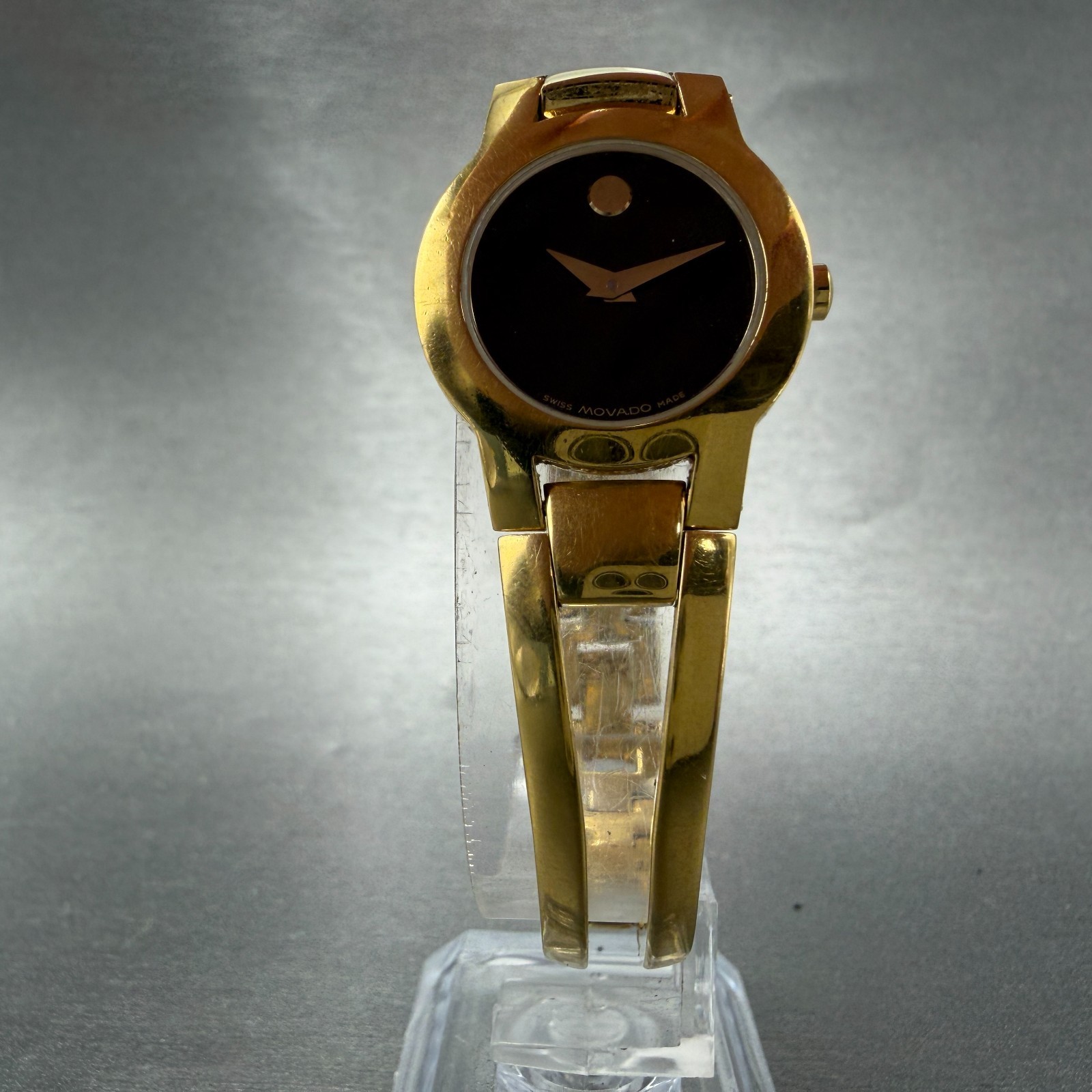 Movado Amorosa Watch Women 24mm Black Dial Gold Tone Round 88 E4 1842 New Batt H