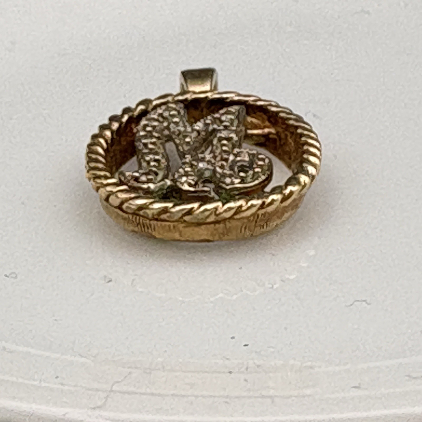 Estate 14K Yellow Gold and Natural Diamond Pendant Fancy Initial M 3.26g