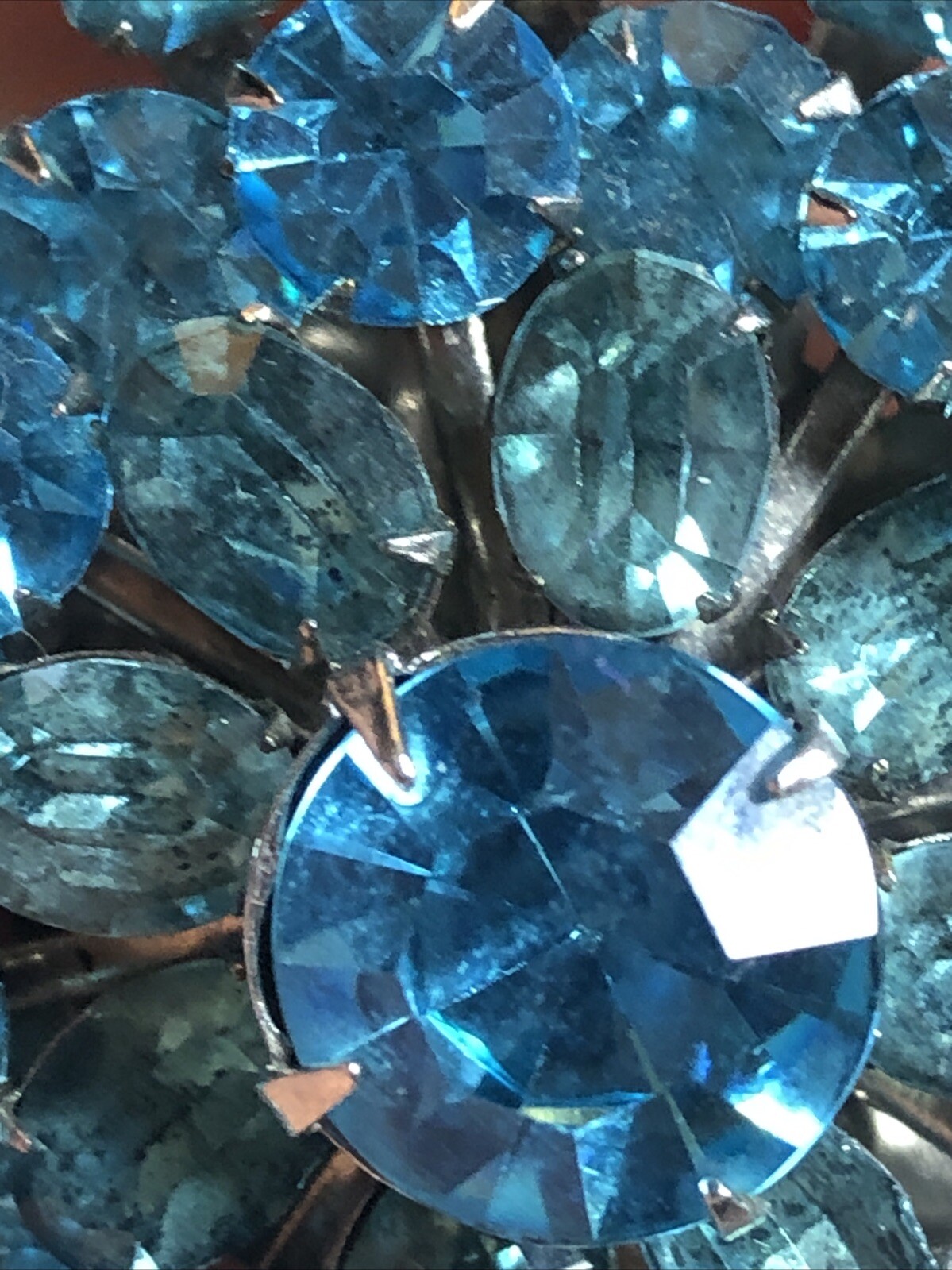 23. Vtg Silver tone Mix material White, AB, Blue Rhinestone Prong Set 5 Pins