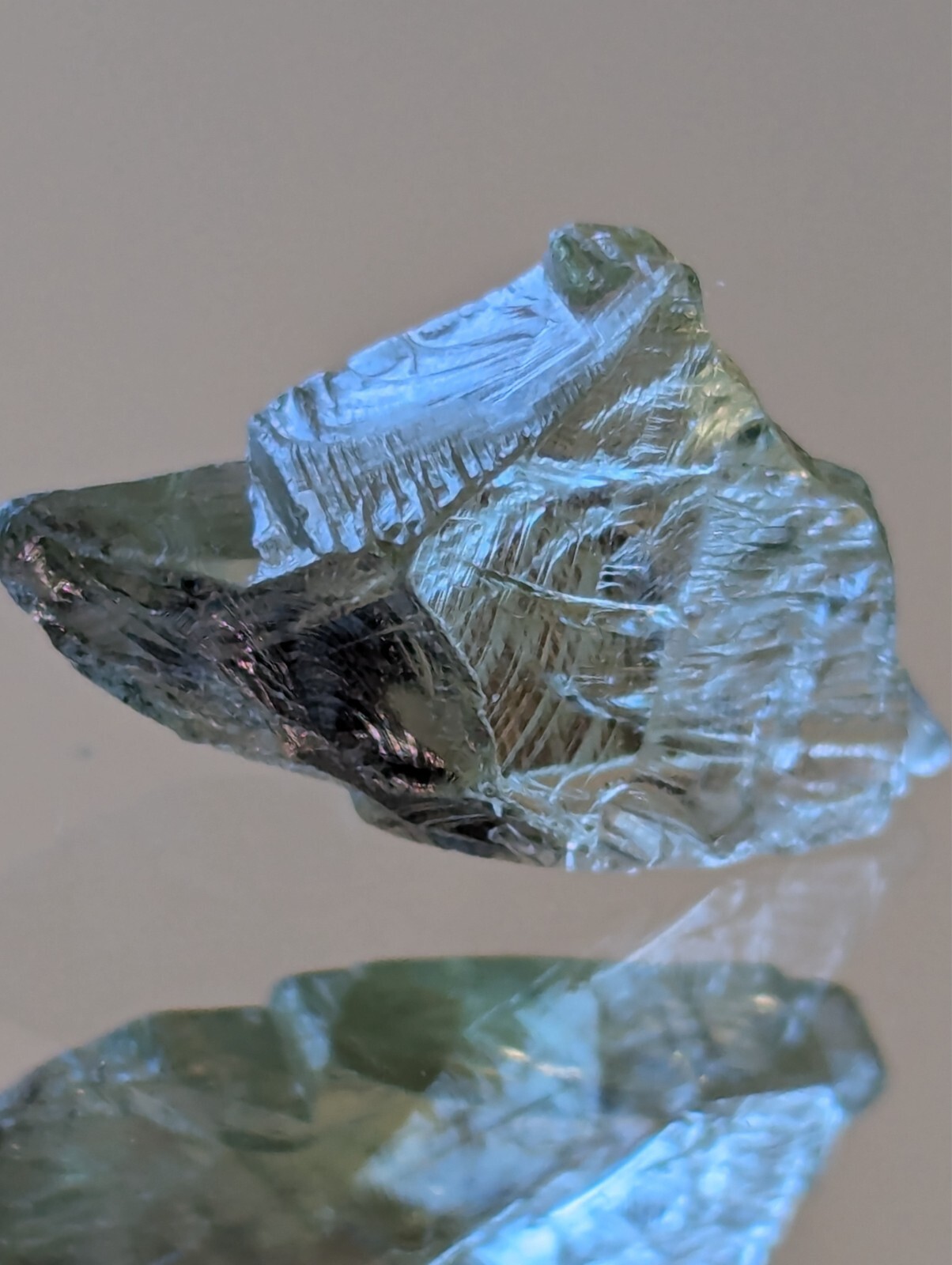 USA Seller 3.85 Natural Hiddenite Eye clean facet rough gemstone