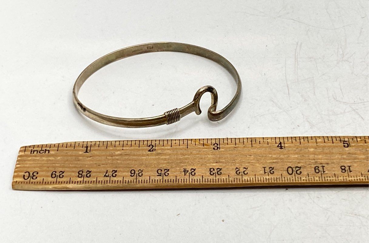 Sterling Silver 925 Hook and Eye Bangle Bracelet Wrapped Wire Detail 7″ 16.3g
