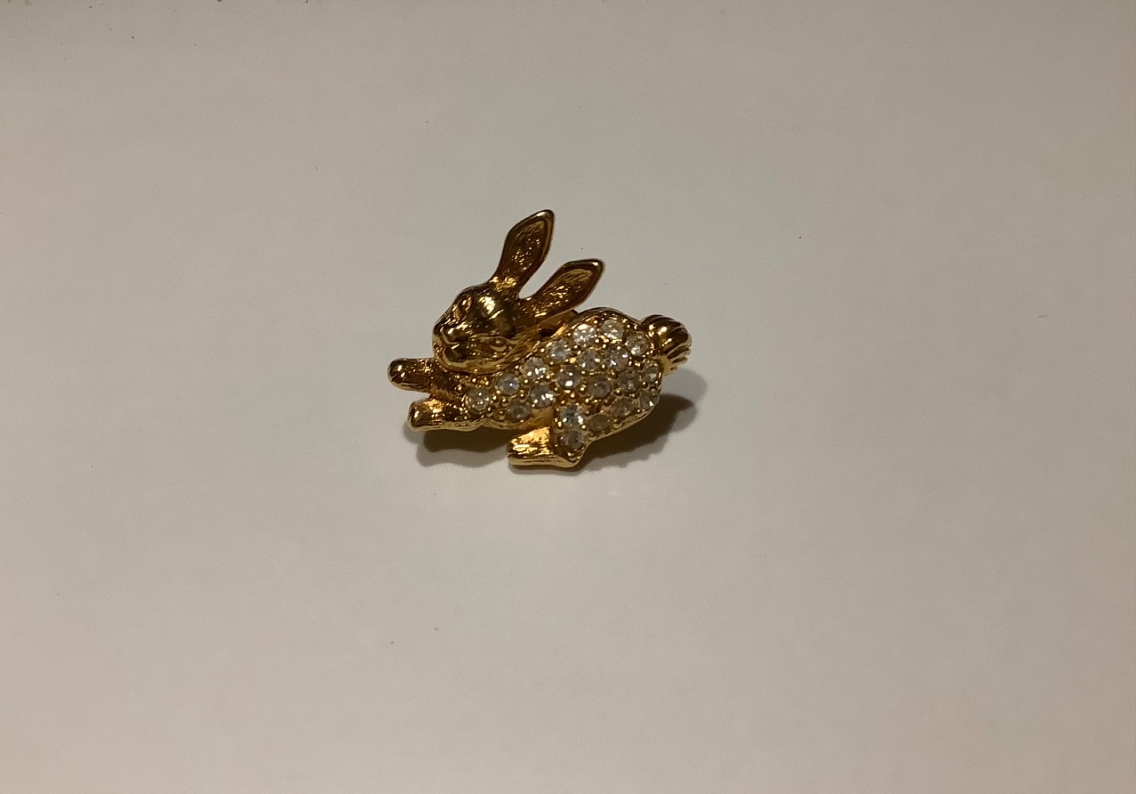 Vintage AVON Animal Lot of 3 Gold Tone Lapel Pin Mouse Frog Bunny Rabbit Brooch