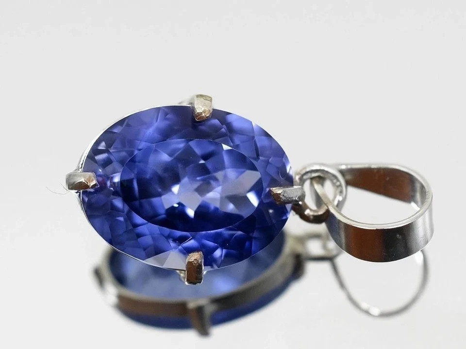 Natural Certified 21.25 Ct BLUE Sapphire Loose Gemstone In Solid Silver Pendant