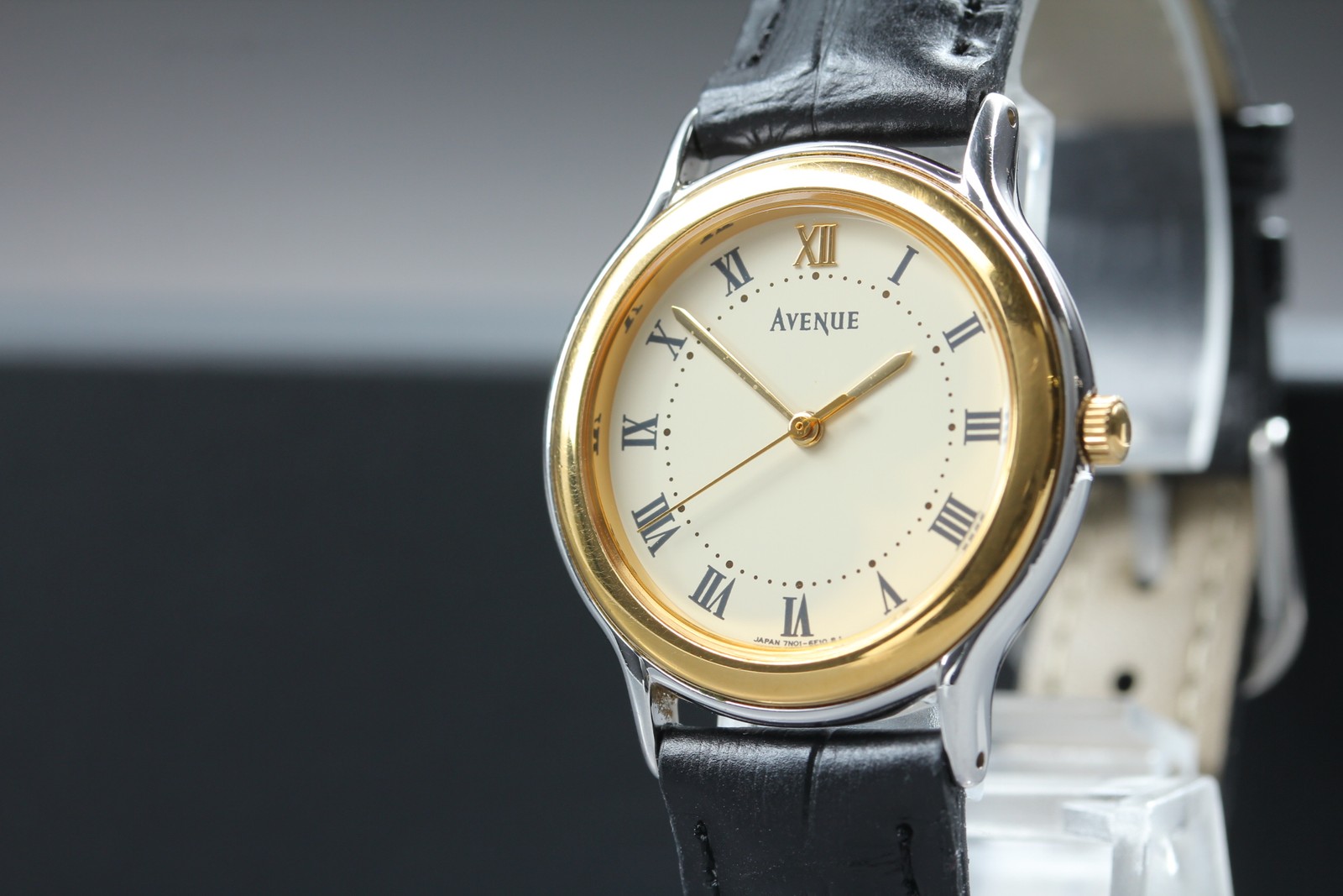 Vtg 1991 N MINT Seiko Avenue 7N01-6D80 Quartz Two-Tone Roman Mens Watch JAPAN