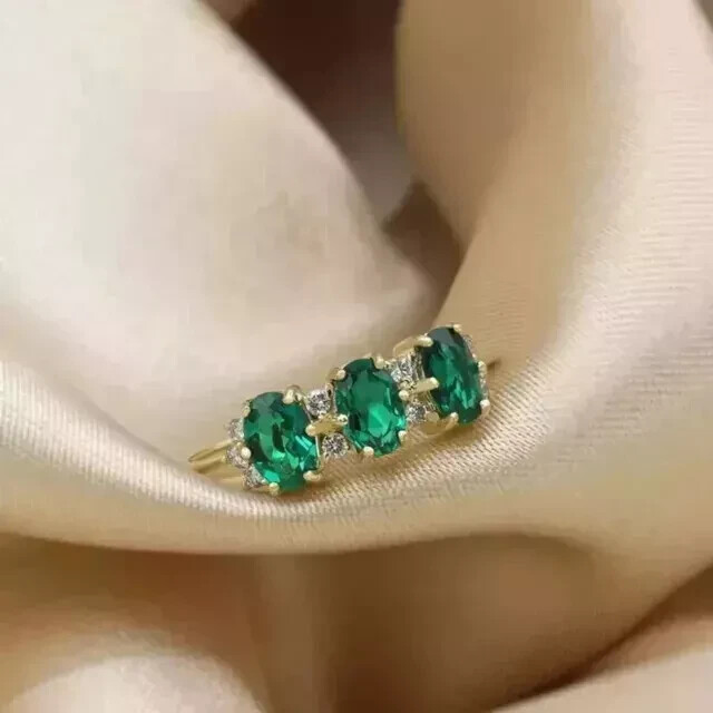 Emerald 2.5Ct Natural Green Oval Cut Women Wedding Band 14K Yellow Gold Plated